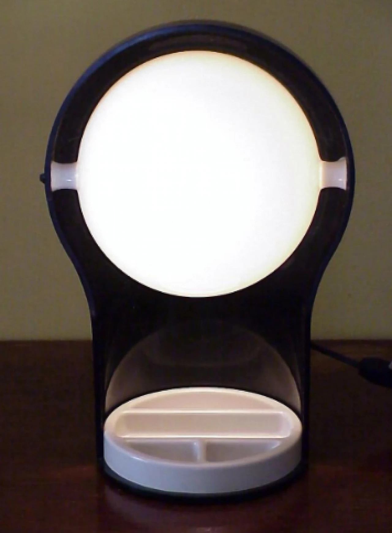 Telegono table lamp by Vico Magistretti for Artemide, 1960s 2
