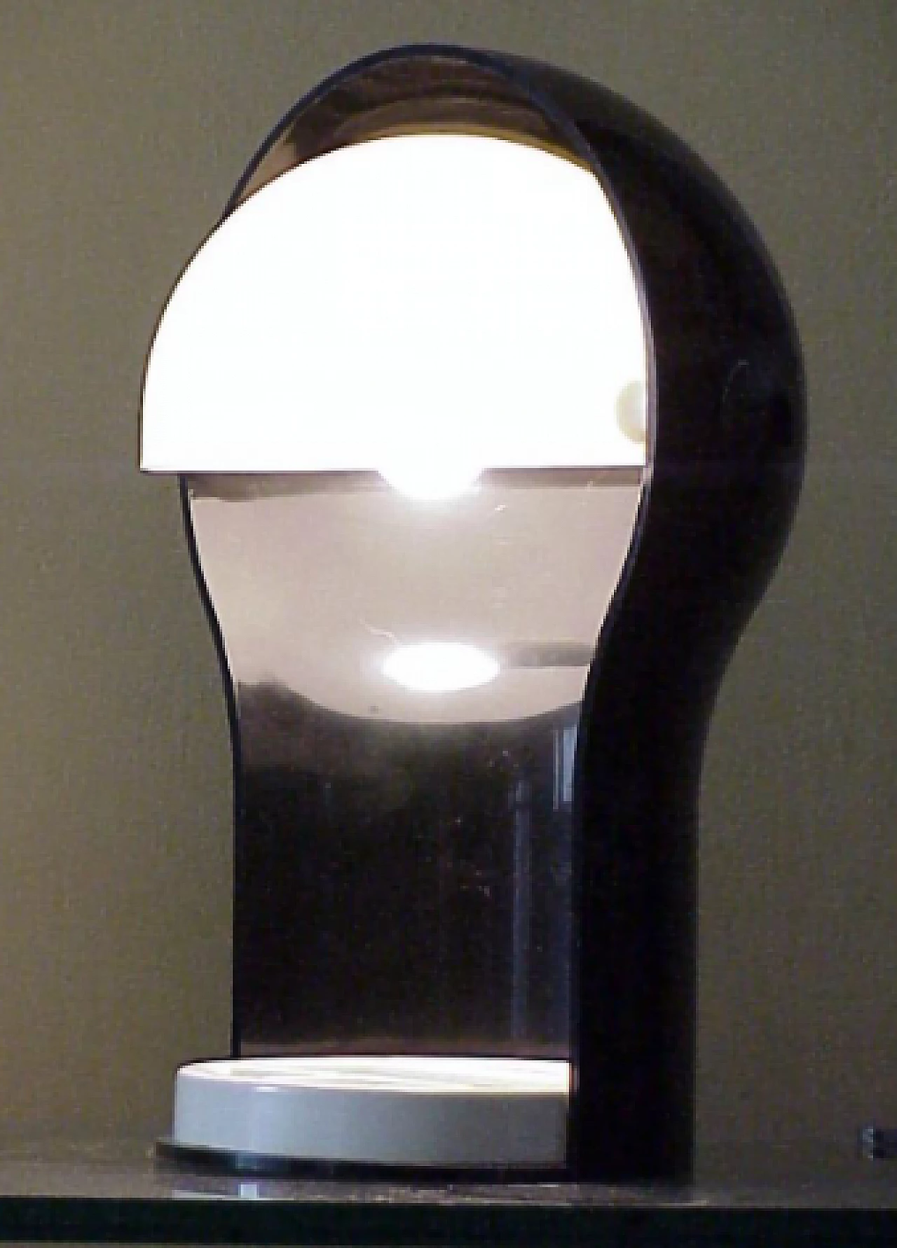 Lampada da tavolo Telegono di Vico Magistretti per Artemide, anni '60 3