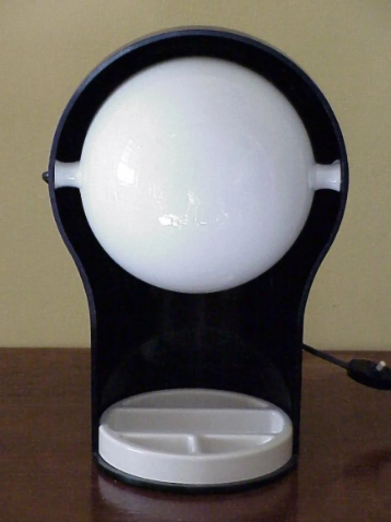 Telegono table lamp by Vico Magistretti for Artemide, 1960s 5