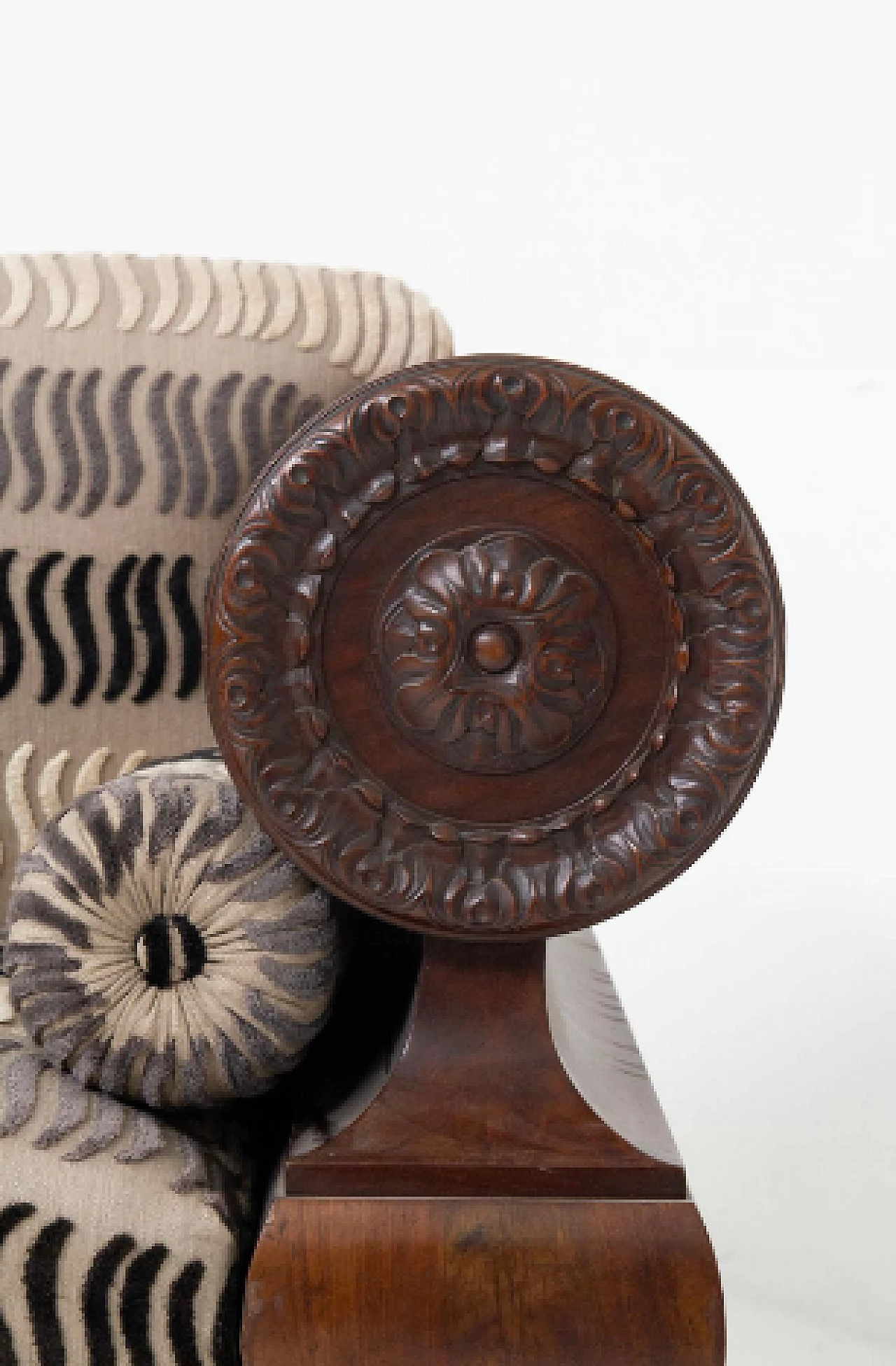 Biedermeier style carved wood and velvet sofa, early 20th century 5