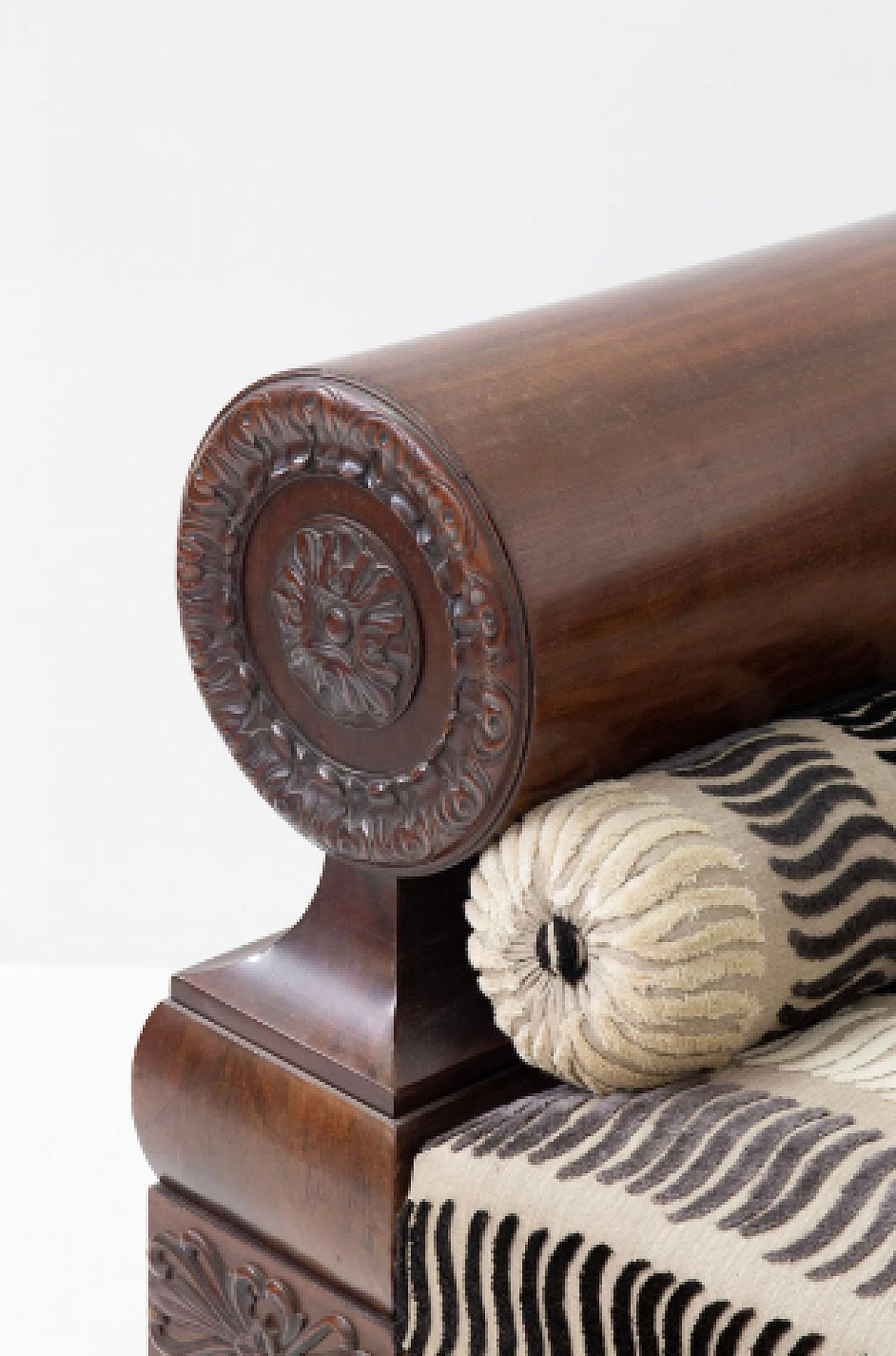 Biedermeier style carved wood and velvet sofa, early 20th century 6