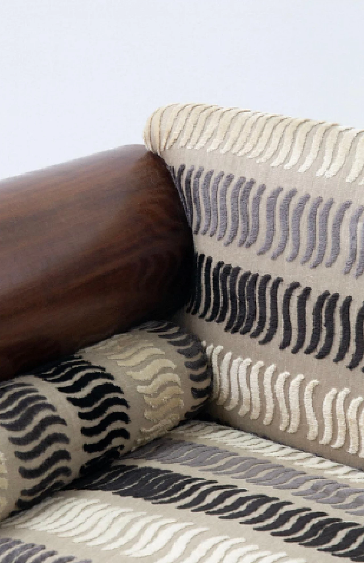 Biedermeier style carved wood and velvet sofa, early 20th century 7