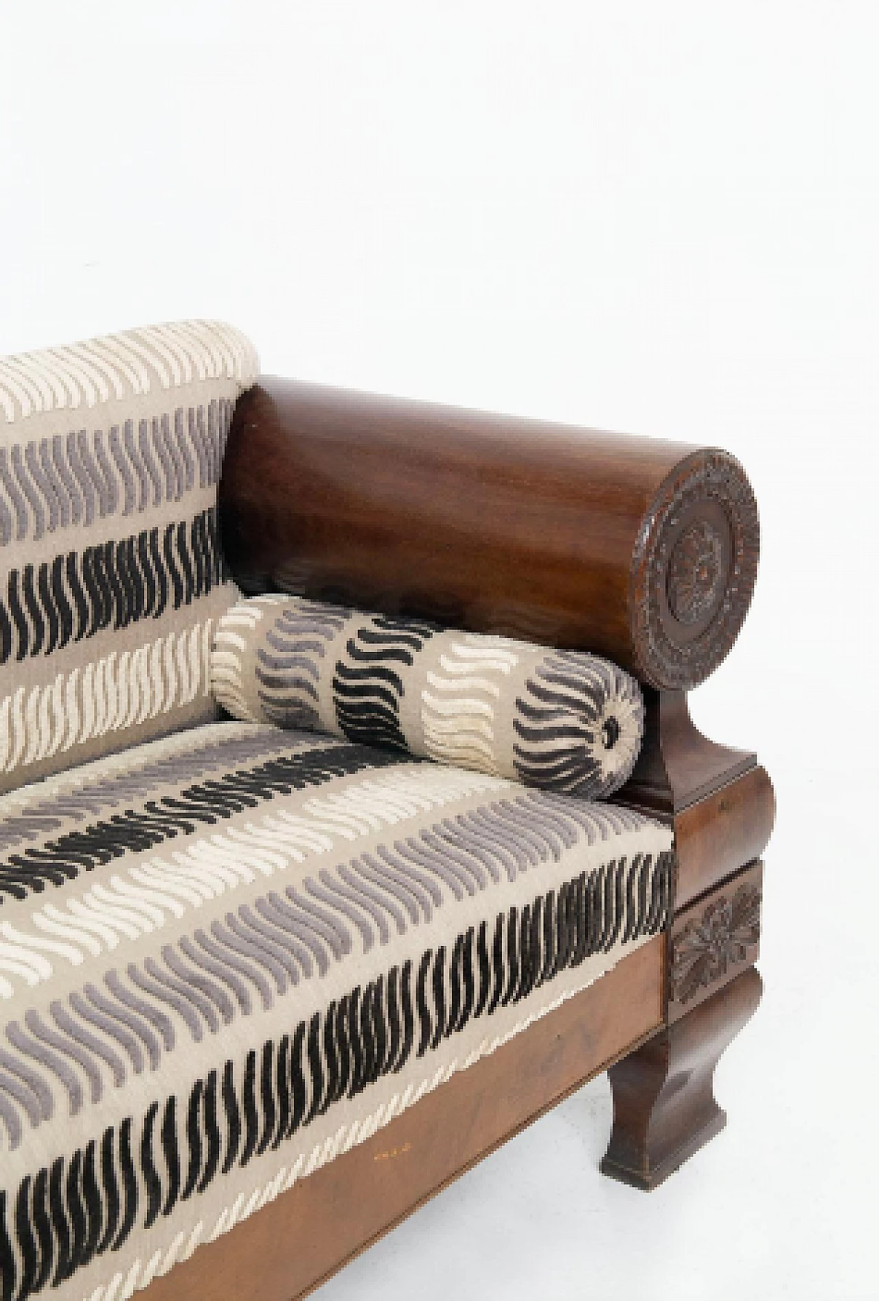 Biedermeier style carved wood and velvet sofa, early 20th century 12
