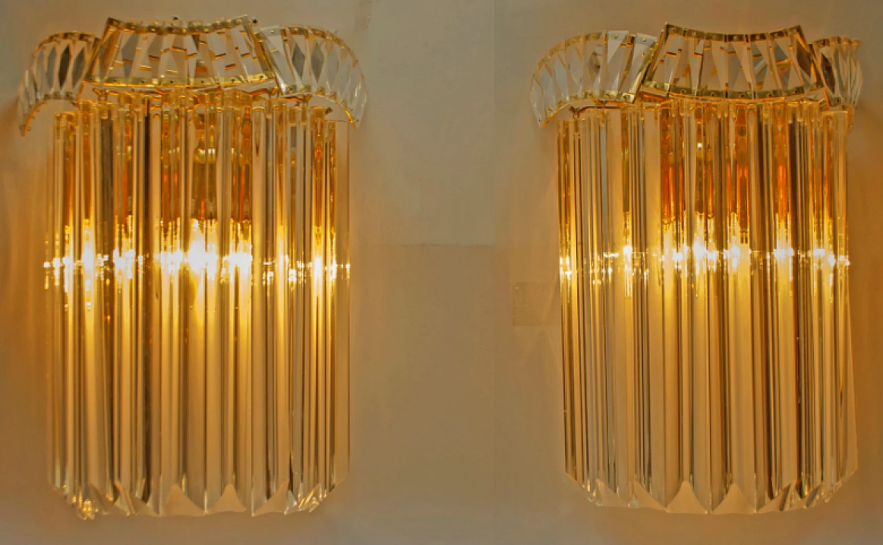 Coppia di applique Triedri in ottone e vetro di Venini, anni '70 2