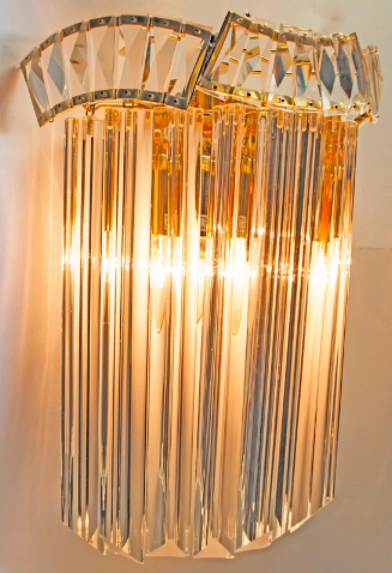 Coppia di applique Triedri in ottone e vetro di Venini, anni '70 5