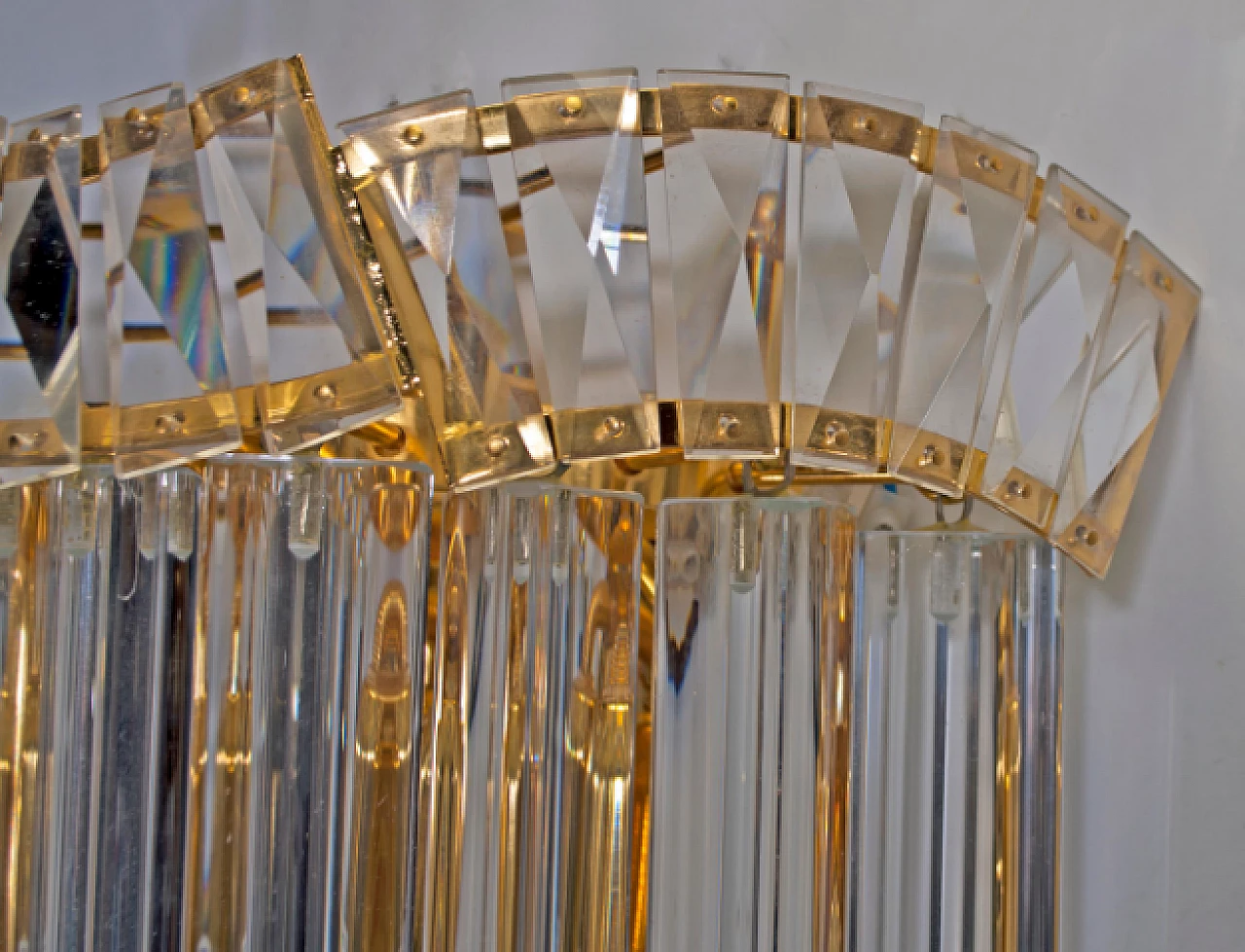 Coppia di applique Triedri in ottone e vetro di Venini, anni '70 7