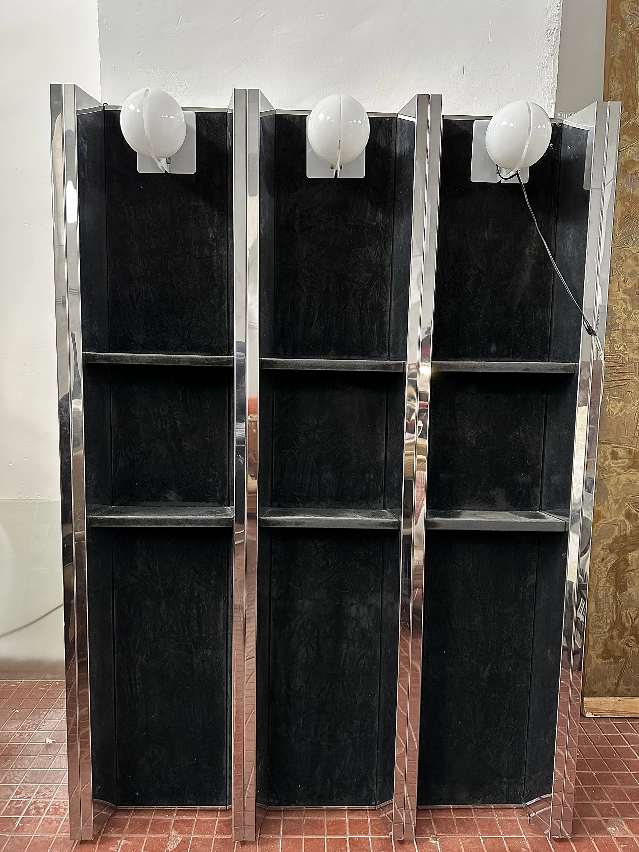 Mobile bar in acciaio e tessuto con coppia di sgabelli di Willy Rizzo, anni '70 2