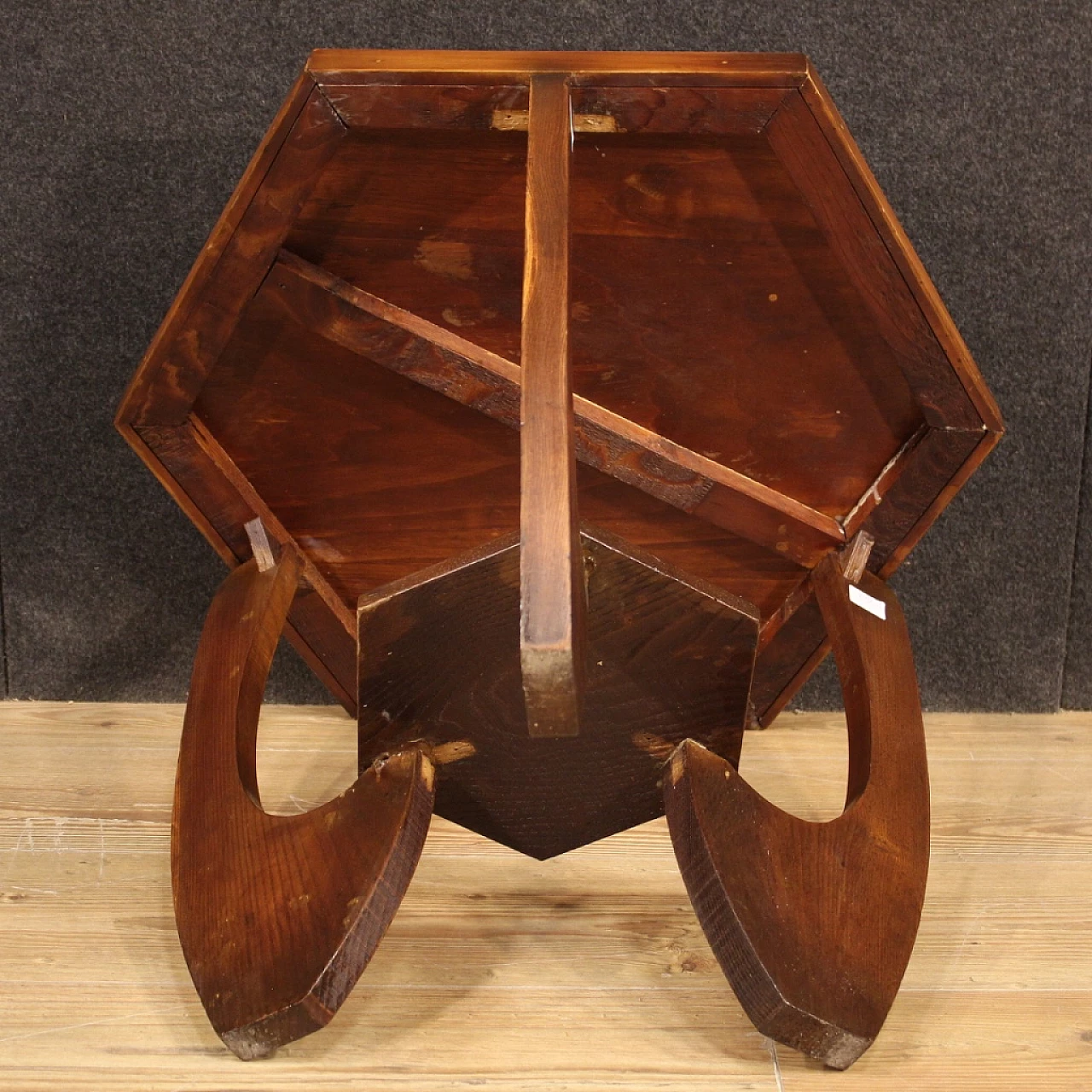 Tavolino Art Déco esagonale in rovere e faggio, anni '50 10
