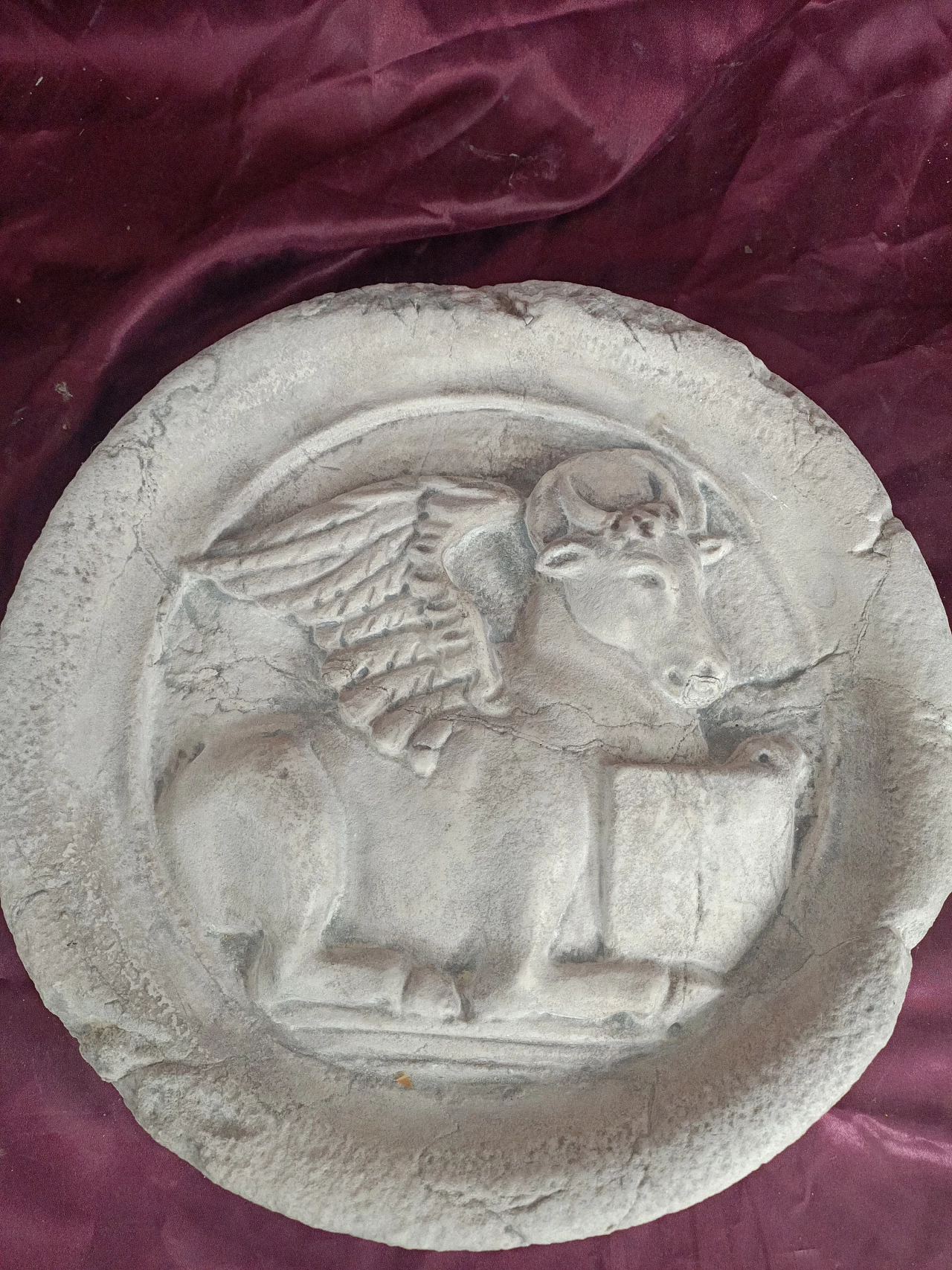 4 Patere in marmo d'Istria con i simboli degli Evangelisti, '800 7