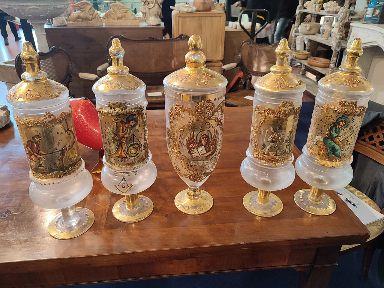 Vaso da farmacia in vetro soffiato dipinto e dorato, inizio '900 2