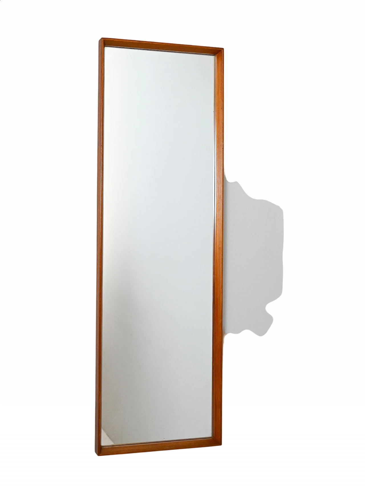 Specchio scandinavo rettangolare con cornice in teak, anni '60 7