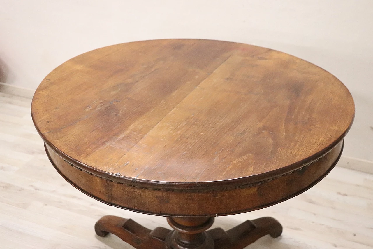 Charles X round solid walnut table, first half of the 19th century 4