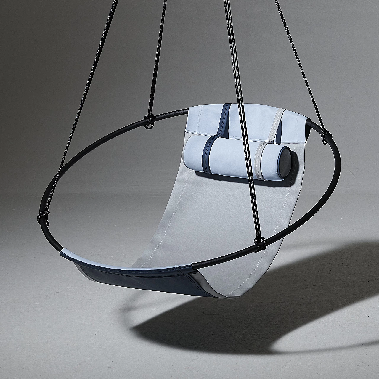 Poltrona sospesa da esterno in tessuto ecologico blu 10