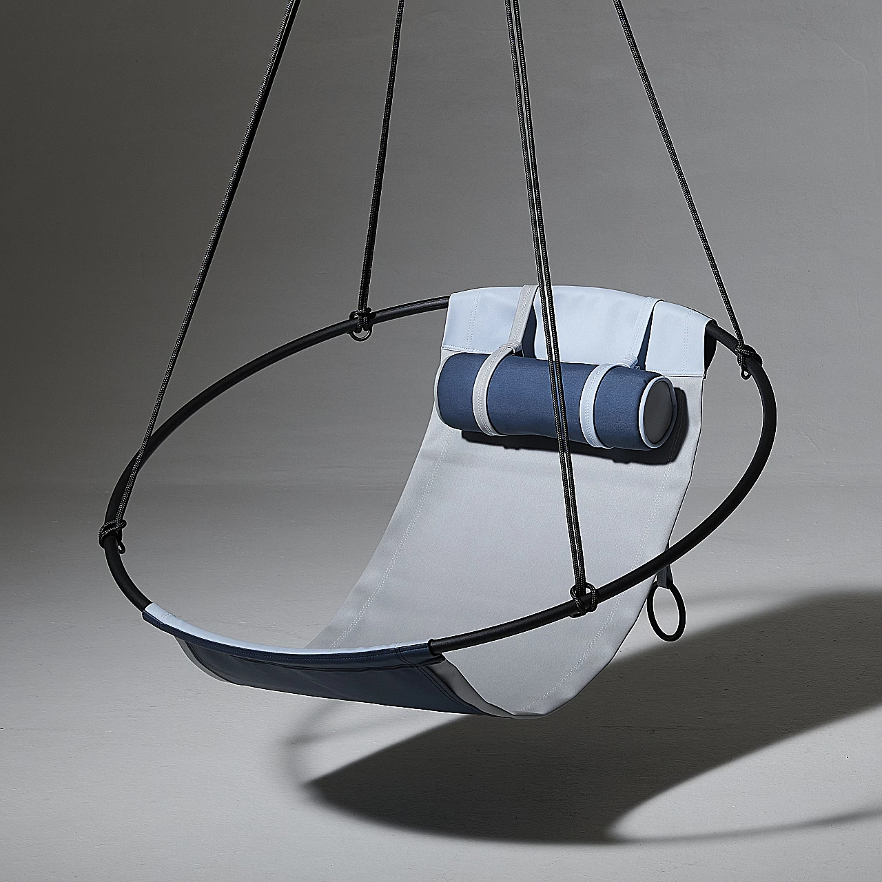 Poltrona sospesa da esterno in tessuto ecologico blu 11