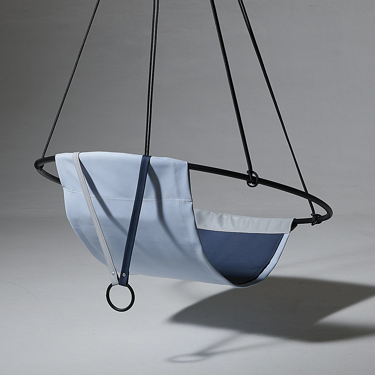 Poltrona sospesa da esterno in tessuto ecologico blu 12