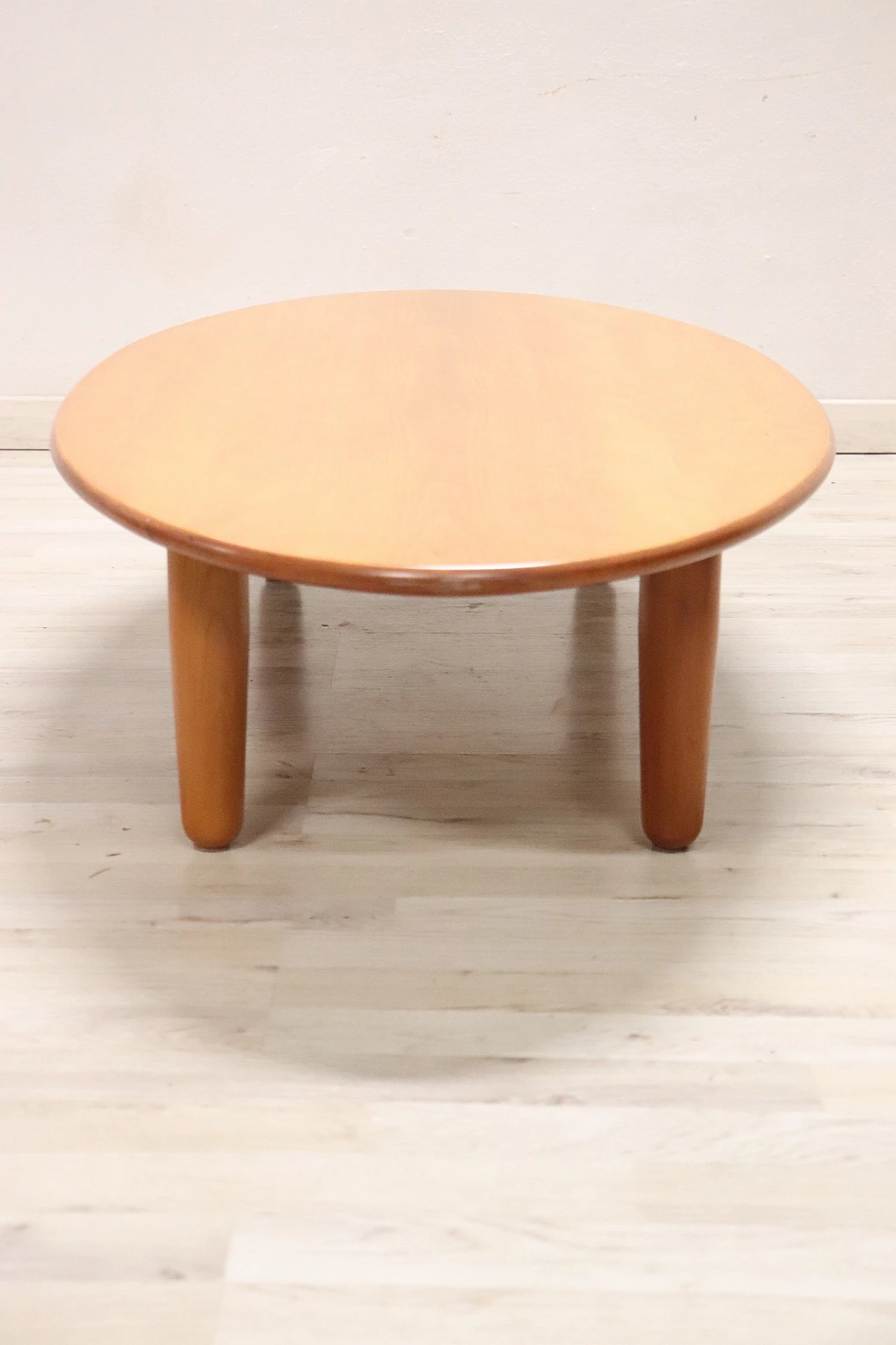 Oval ash coffee table by Cassina, 1980s 4
