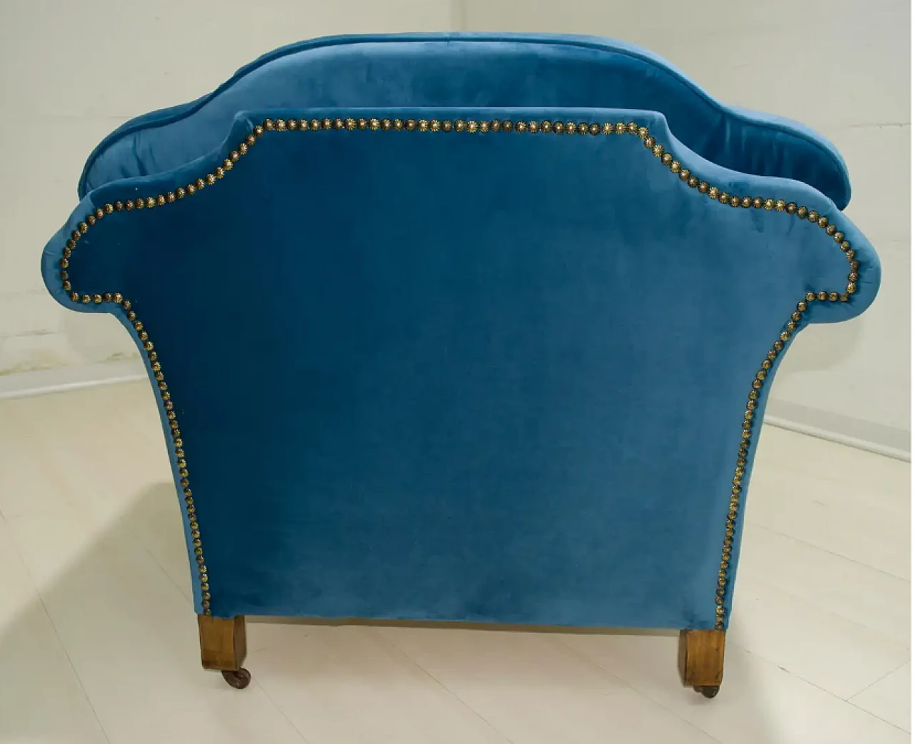 Coppia di poltrone in rovere e velluto blu, fine '800 10