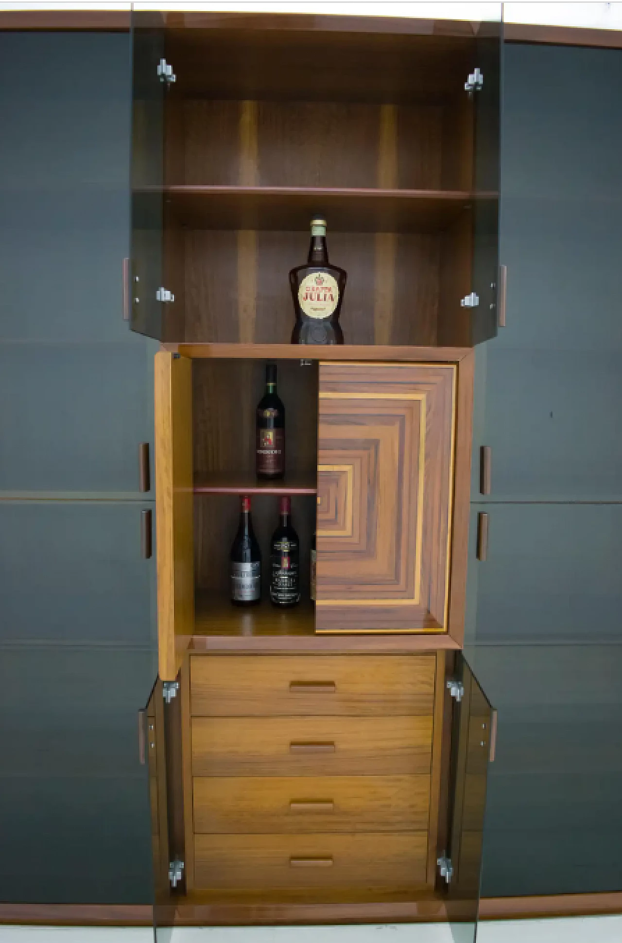 Paganini bar cabinet in inlaid wood by Luciano Frigerio, 1970s 6