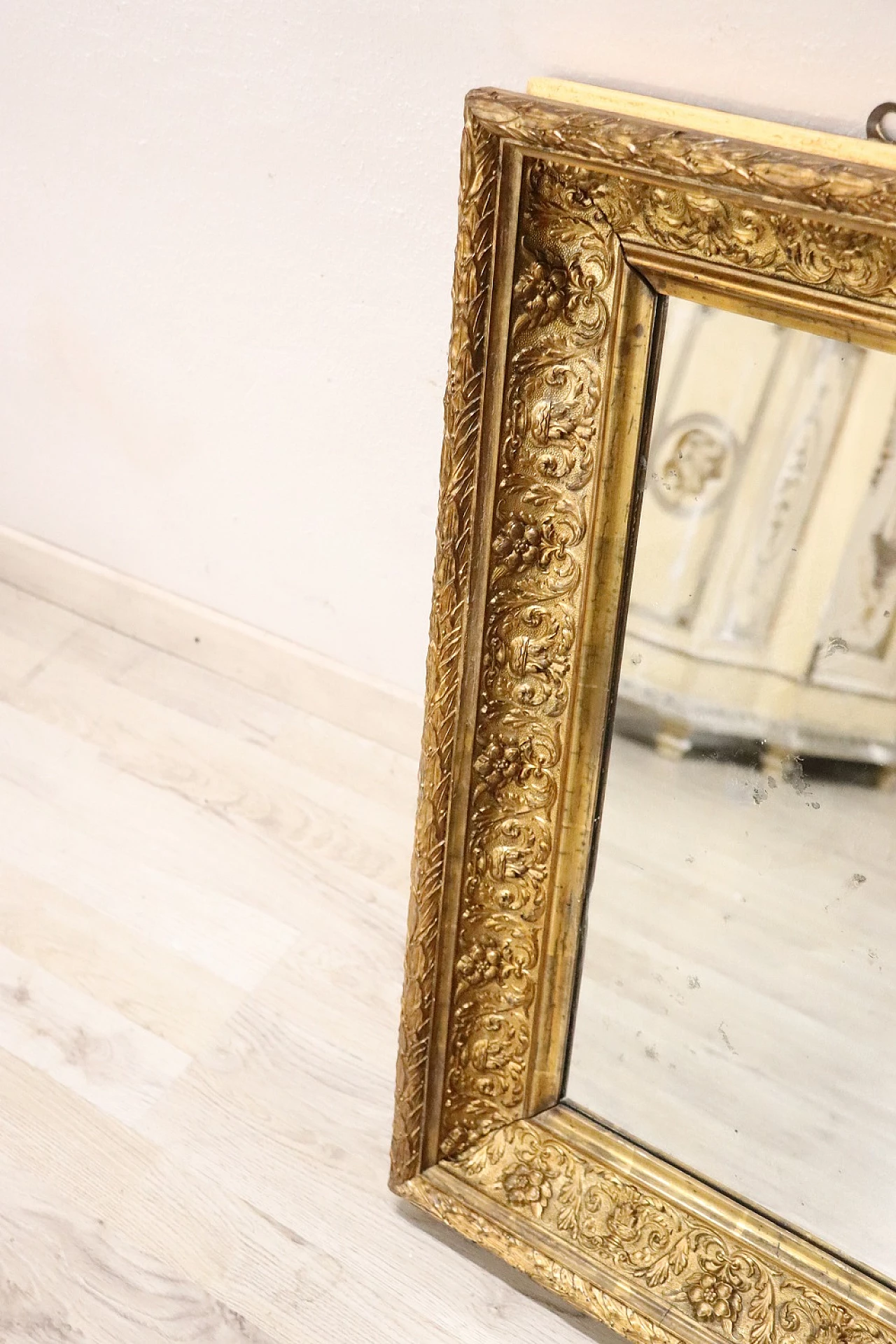 Specchio da parete Art Nouveau in legno dorato, inizio '900 4