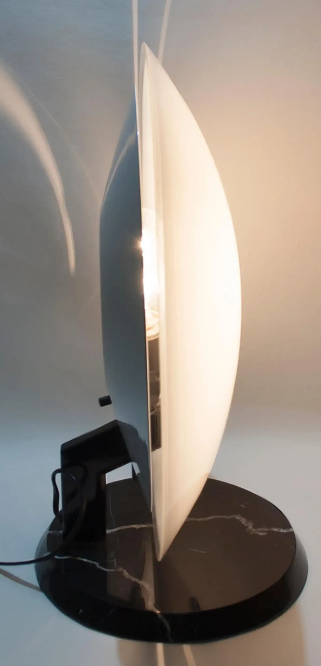 Perla table lamp by Bruno Gecchelin for Oluce, 1980s 3