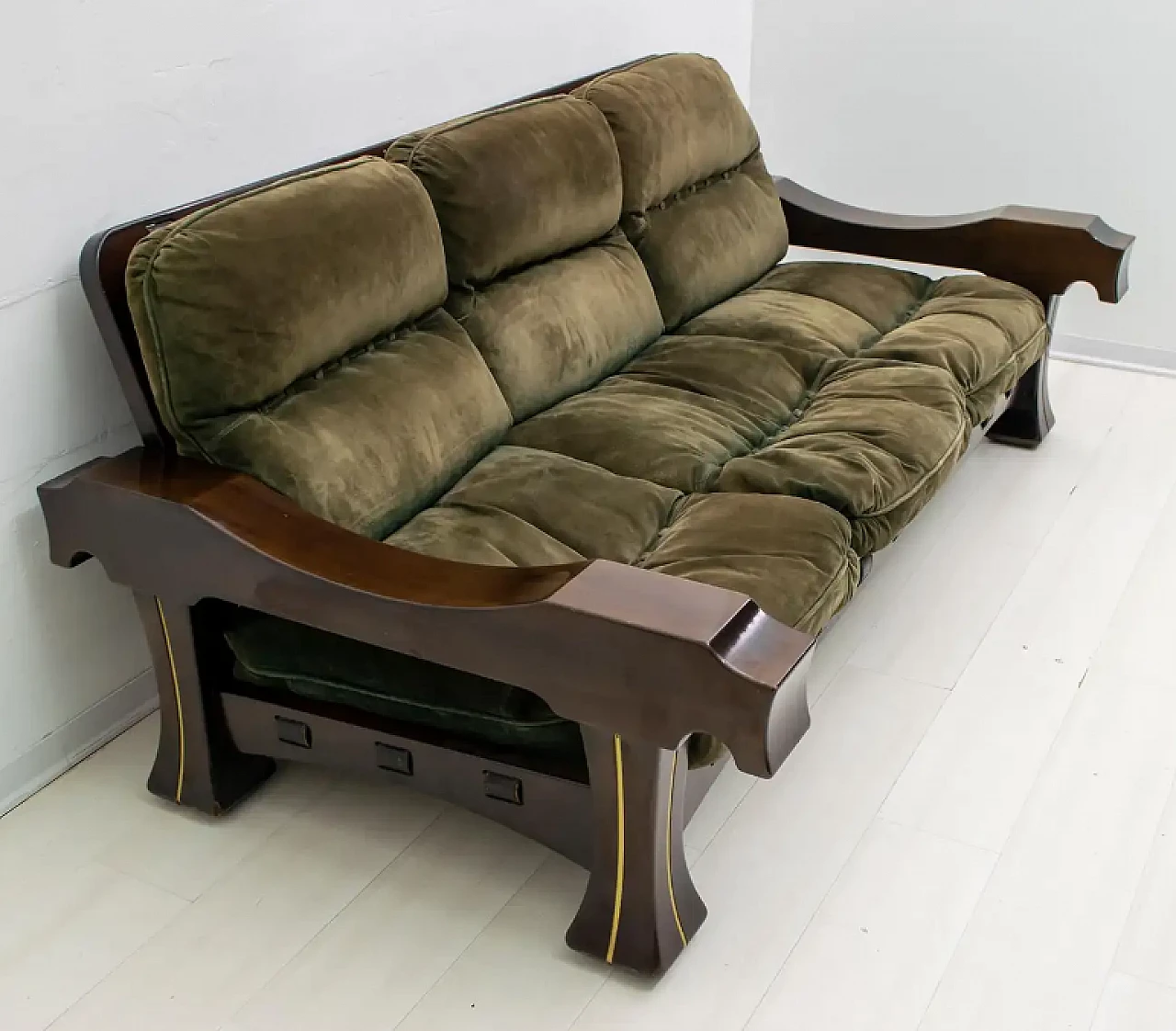 Ussaro wood and suede sofa by Luciano Frigerio, 1970s 5