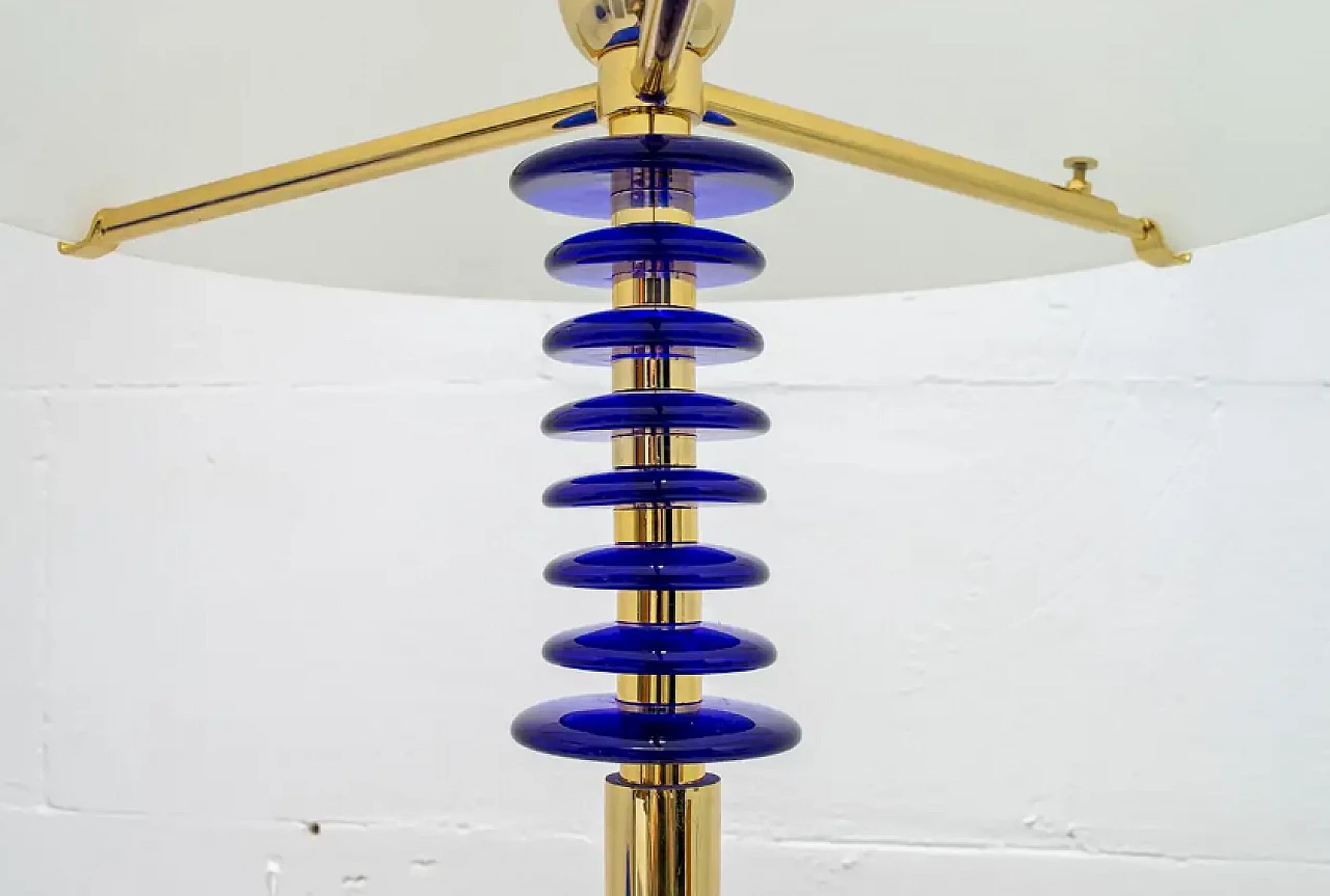 Floor lamp in brass and layered Murano glass, 1980s 4