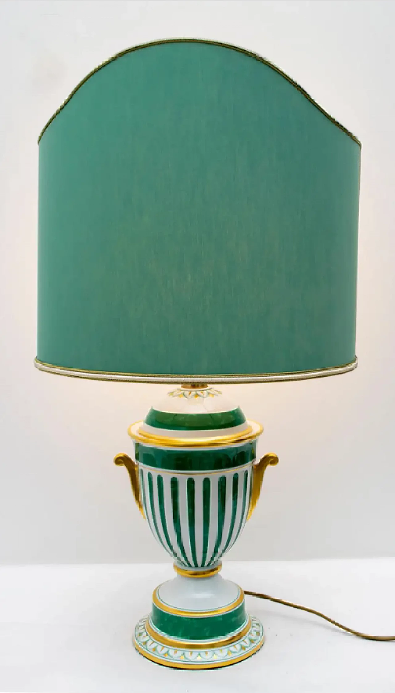 Hand-painted gold-plated table lamp by Artistica Le Porcellane, 1990s 2