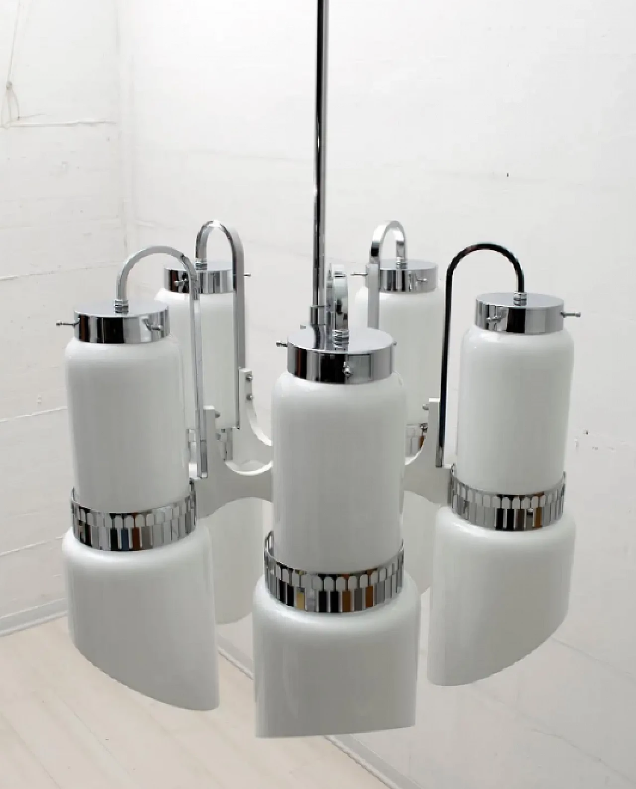 Lampadario in acciaio e vetro di Murano incamiciato di Vistosi, anni '60 5