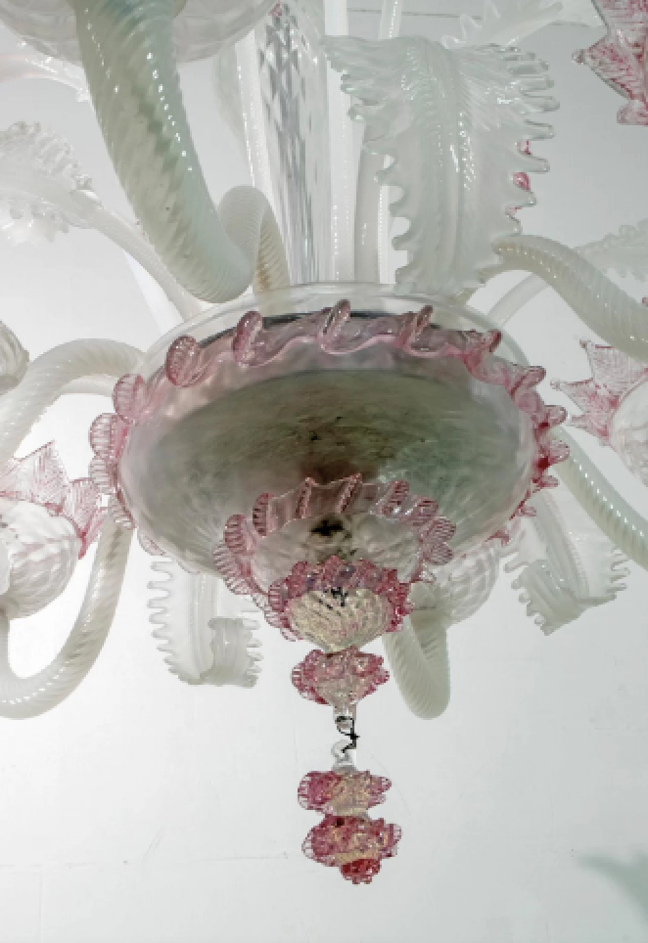Lampadario Ca' Rezzonico in vetro di Murano bianco e rosa, anni '60 11