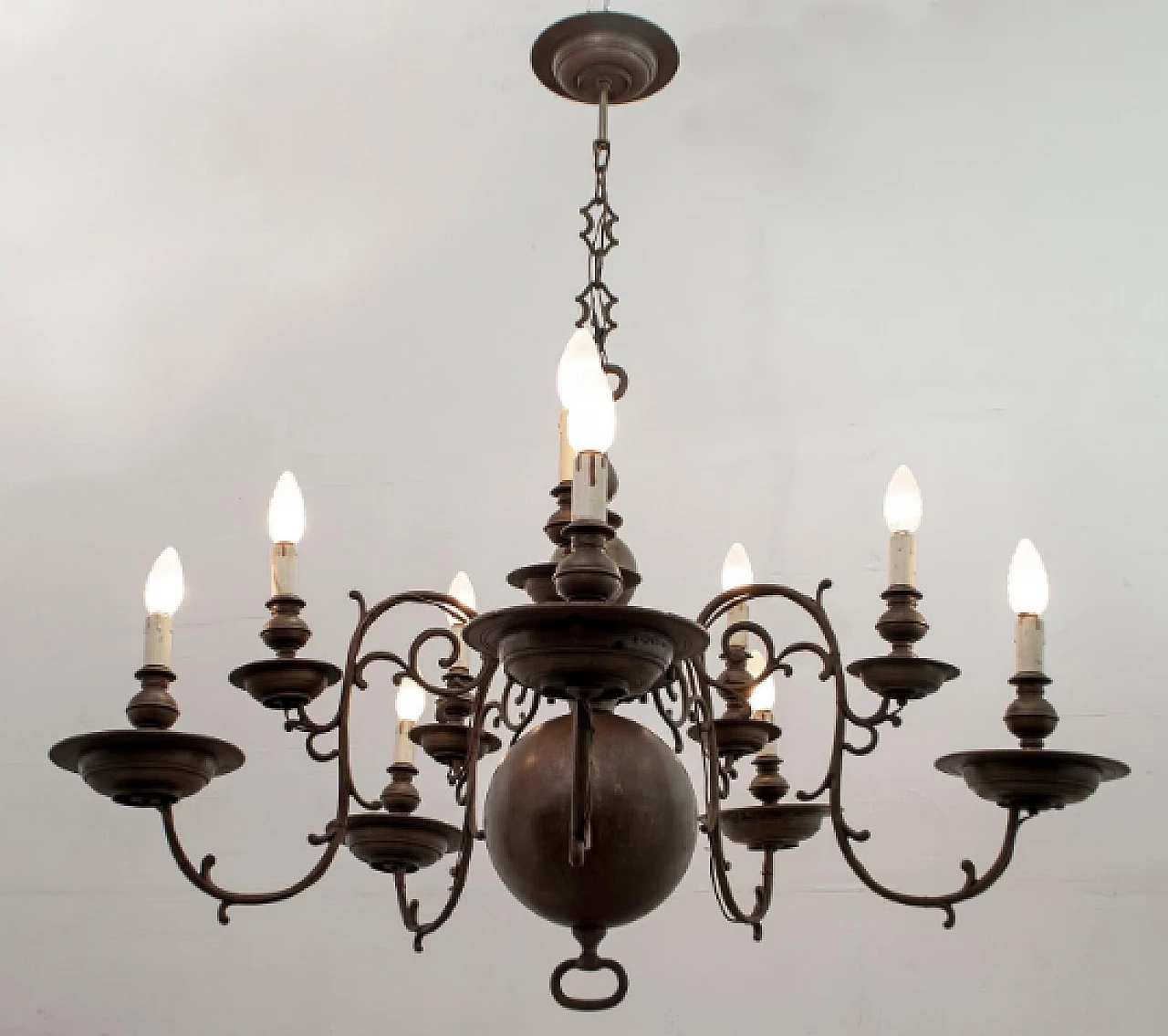 Baroque bronze chandelier, 18th century 3