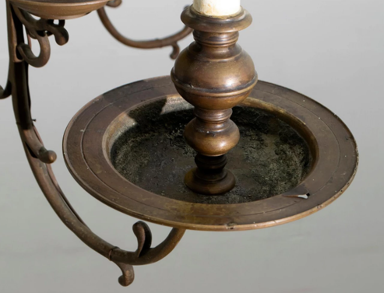 Baroque bronze chandelier, 18th century 13