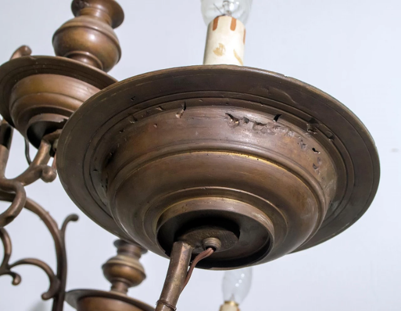 Baroque bronze chandelier, 18th century 15