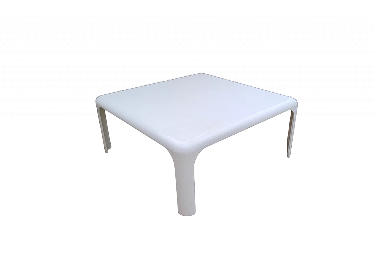 Demetrio 70 coffee table in fibreglass by Vico Magistretti for Artemide, 1970s 5
