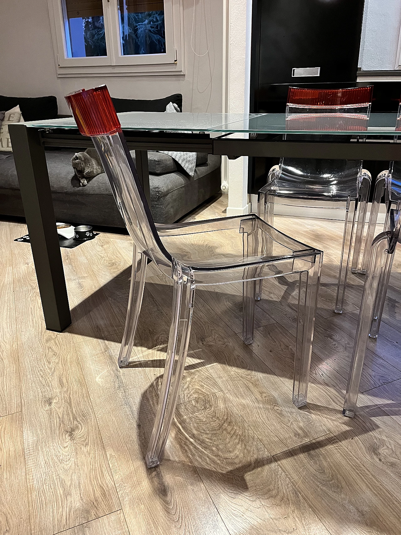 Sedia Hi-Cut di Philippe Starck per Kartell 2