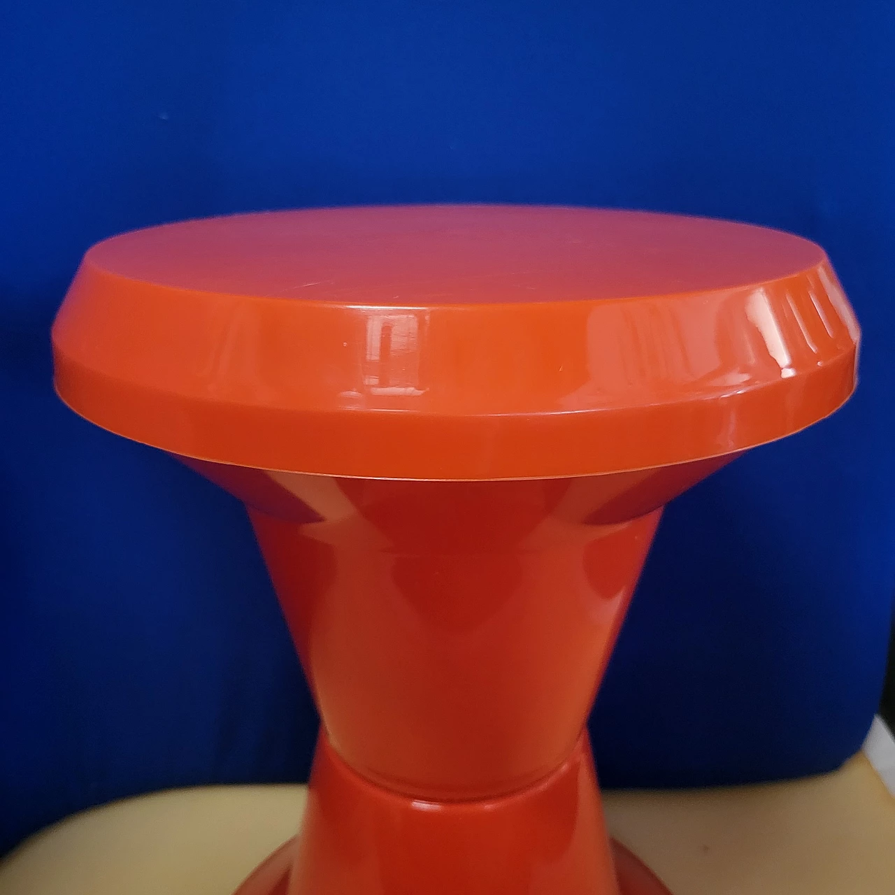 4 Orange plastic Diablo stools by Giganplast, 1970s 8
