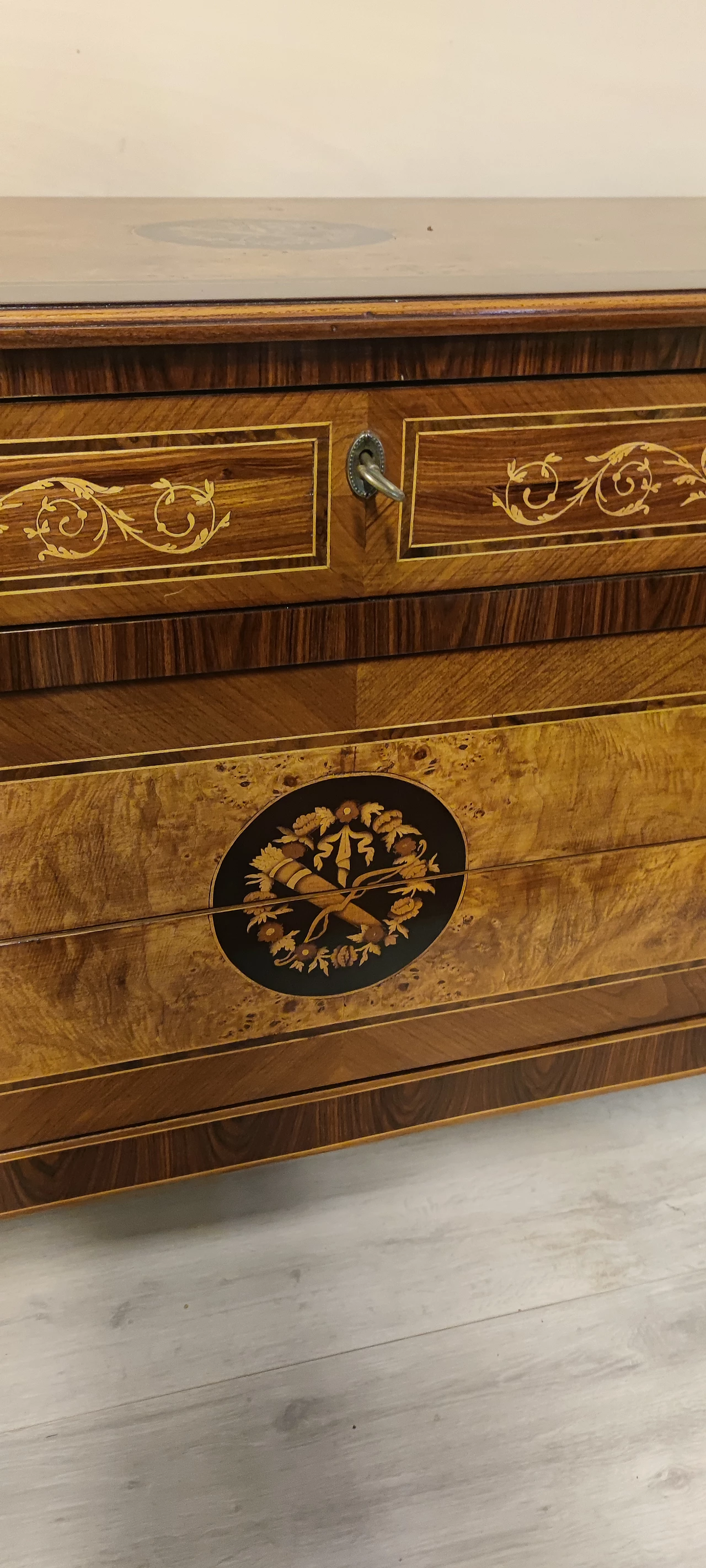 Cassettone Napoleone III in legno intarsiato, '800 2