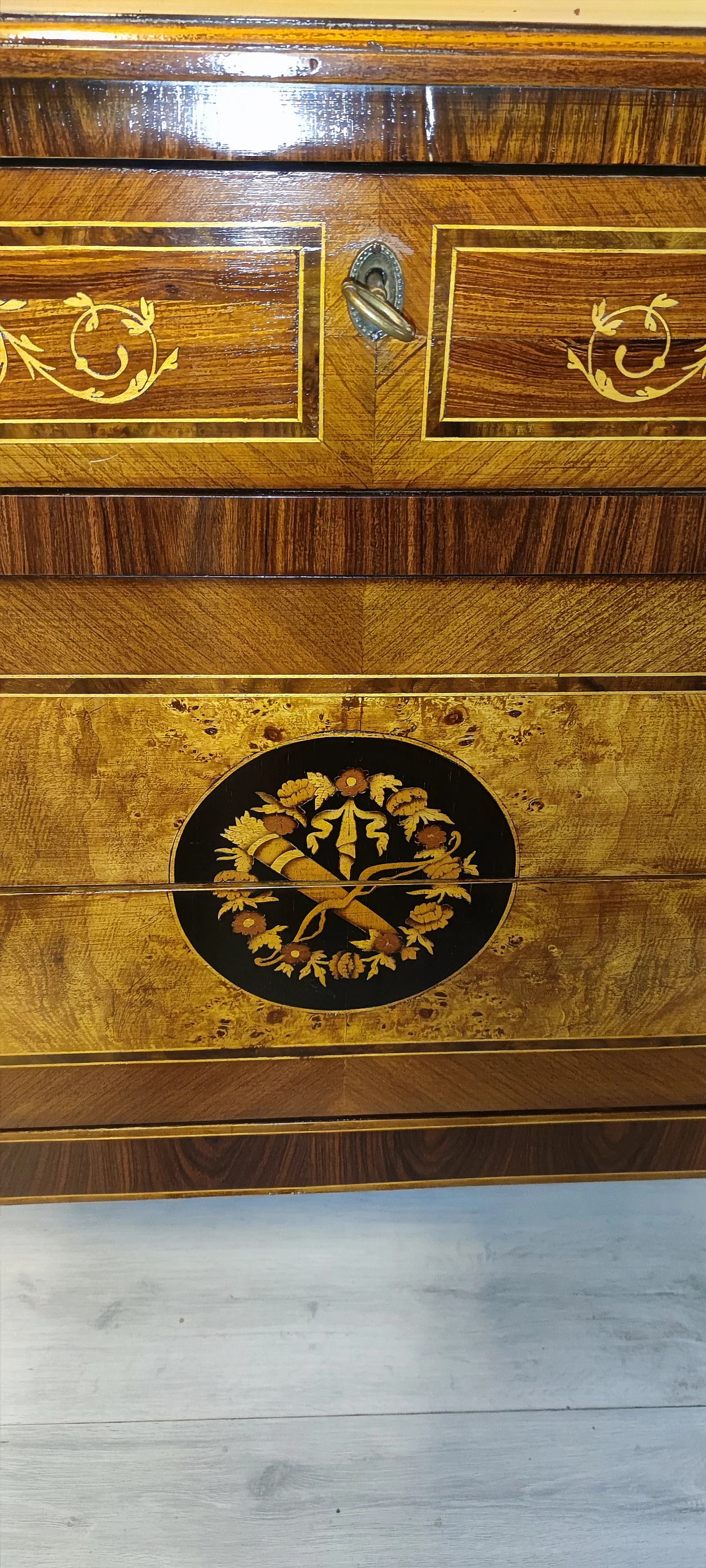 Cassettone Napoleone III in legno intarsiato, '800 4