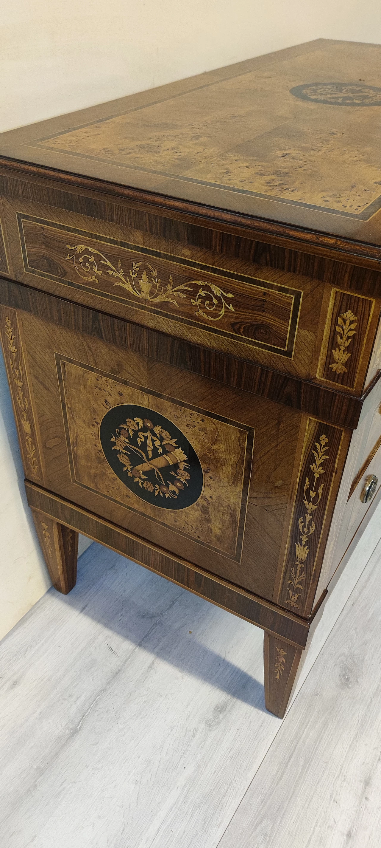 Napoleon III inlaid wood commode, 19th century 8