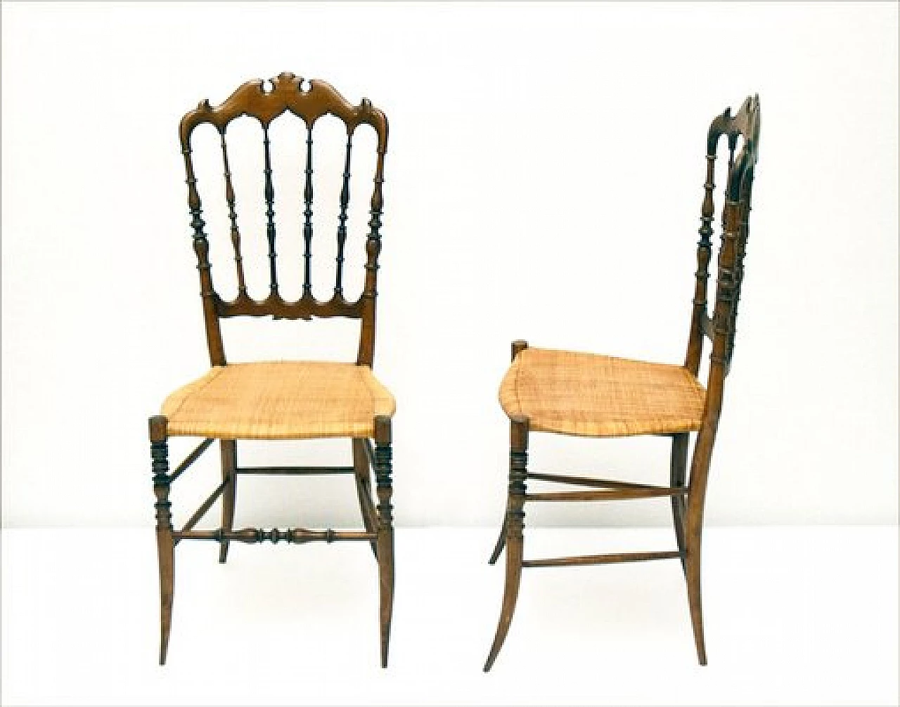 4 Chiavarina chairs in cherry wood with straw seat, 1920s 3