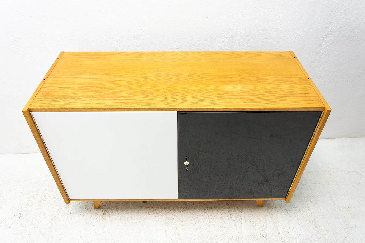 U-450 sideboard by Jiri Jiroutek for Interier Praha, 1960s 6