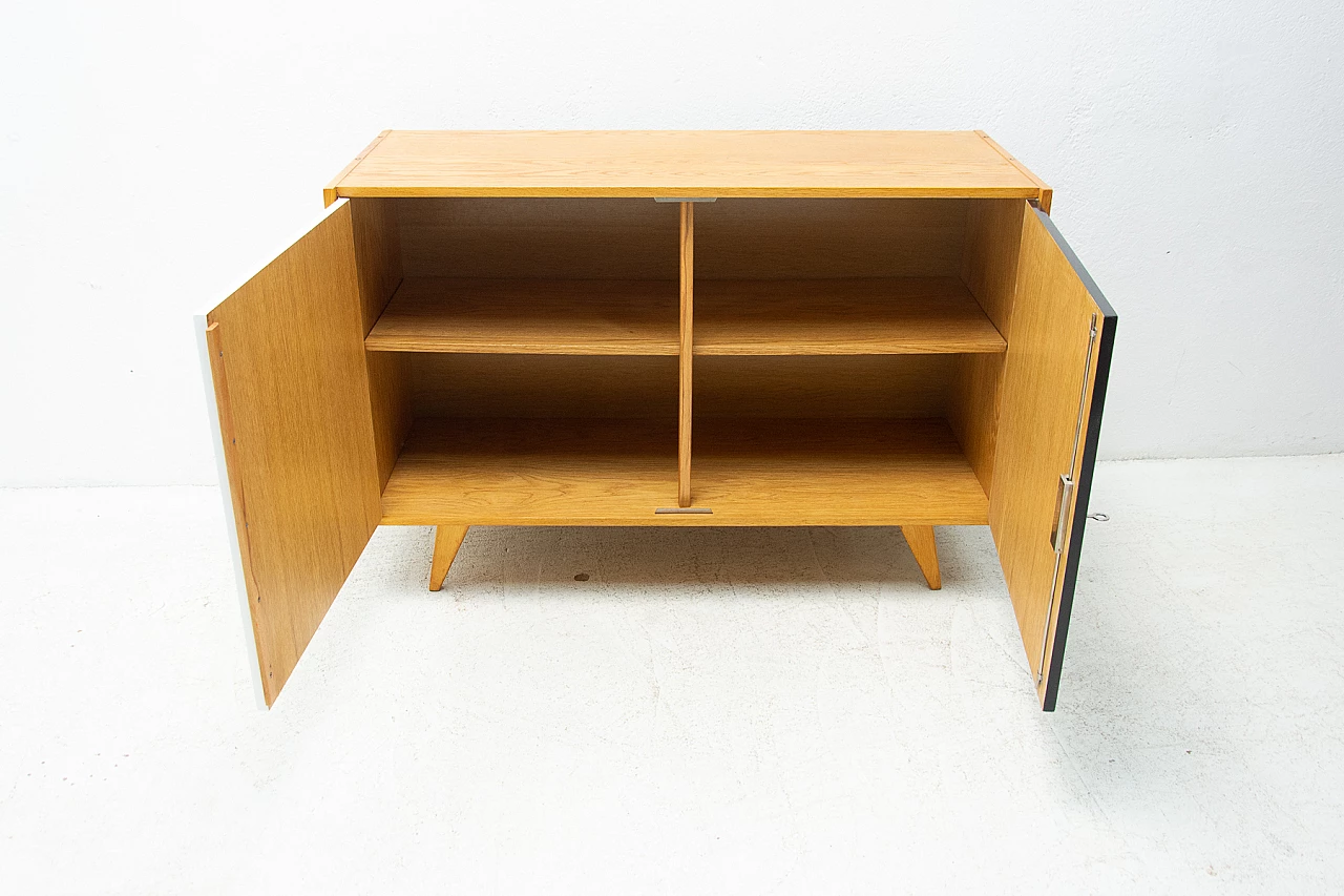 U-450 sideboard by Jiri Jiroutek for Interier Praha, 1960s 7