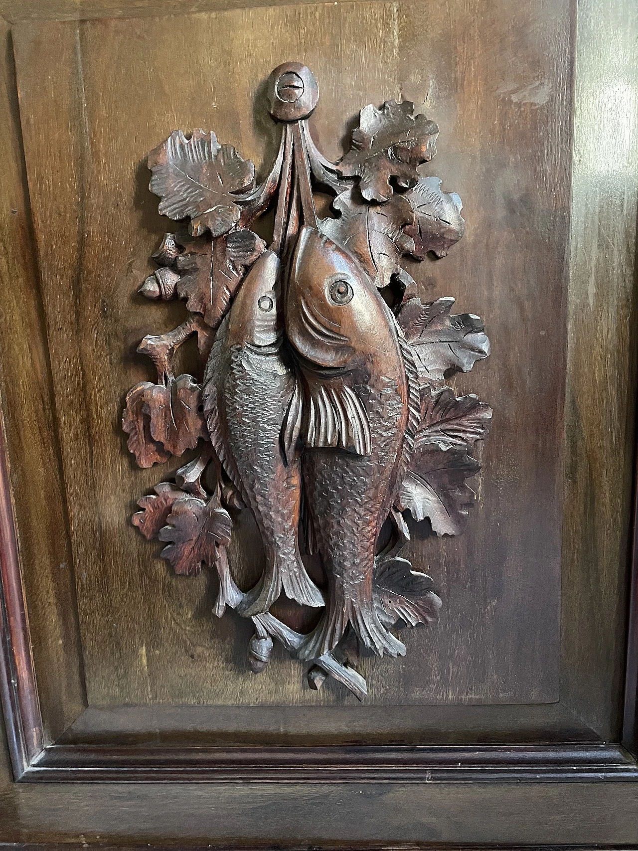 Carved wooden sideboard with recessed drawers, 19th century 7