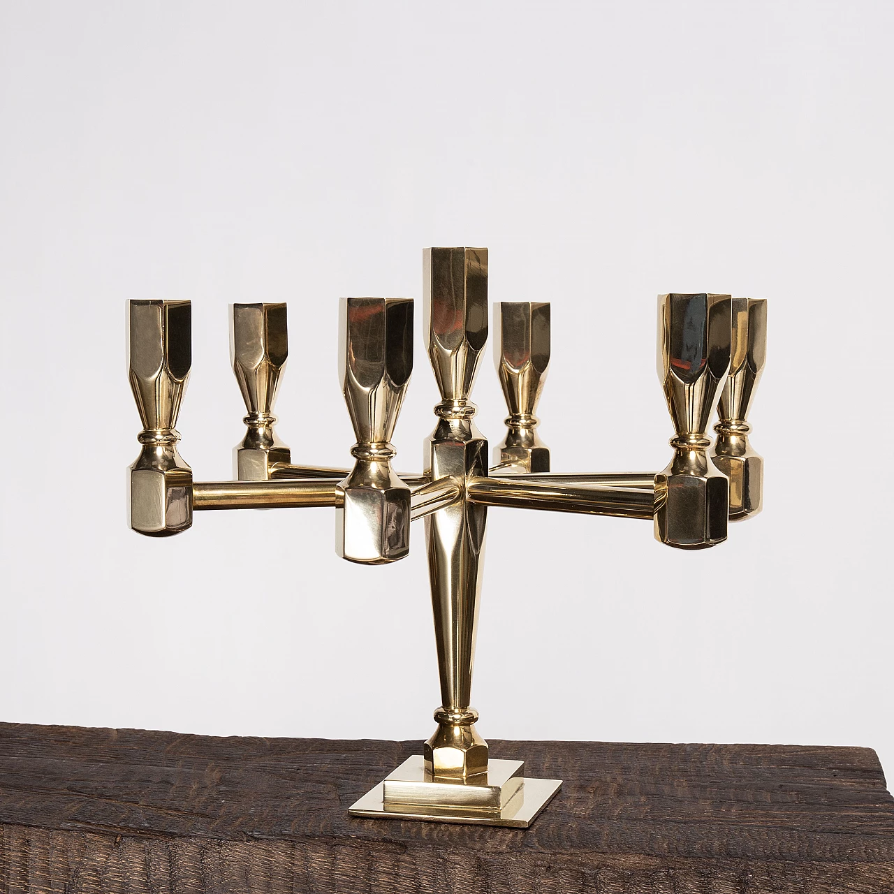 Candelabro a sette bracci in ottone di Lars Bergsten per Gusums Bruk, anni '80 1