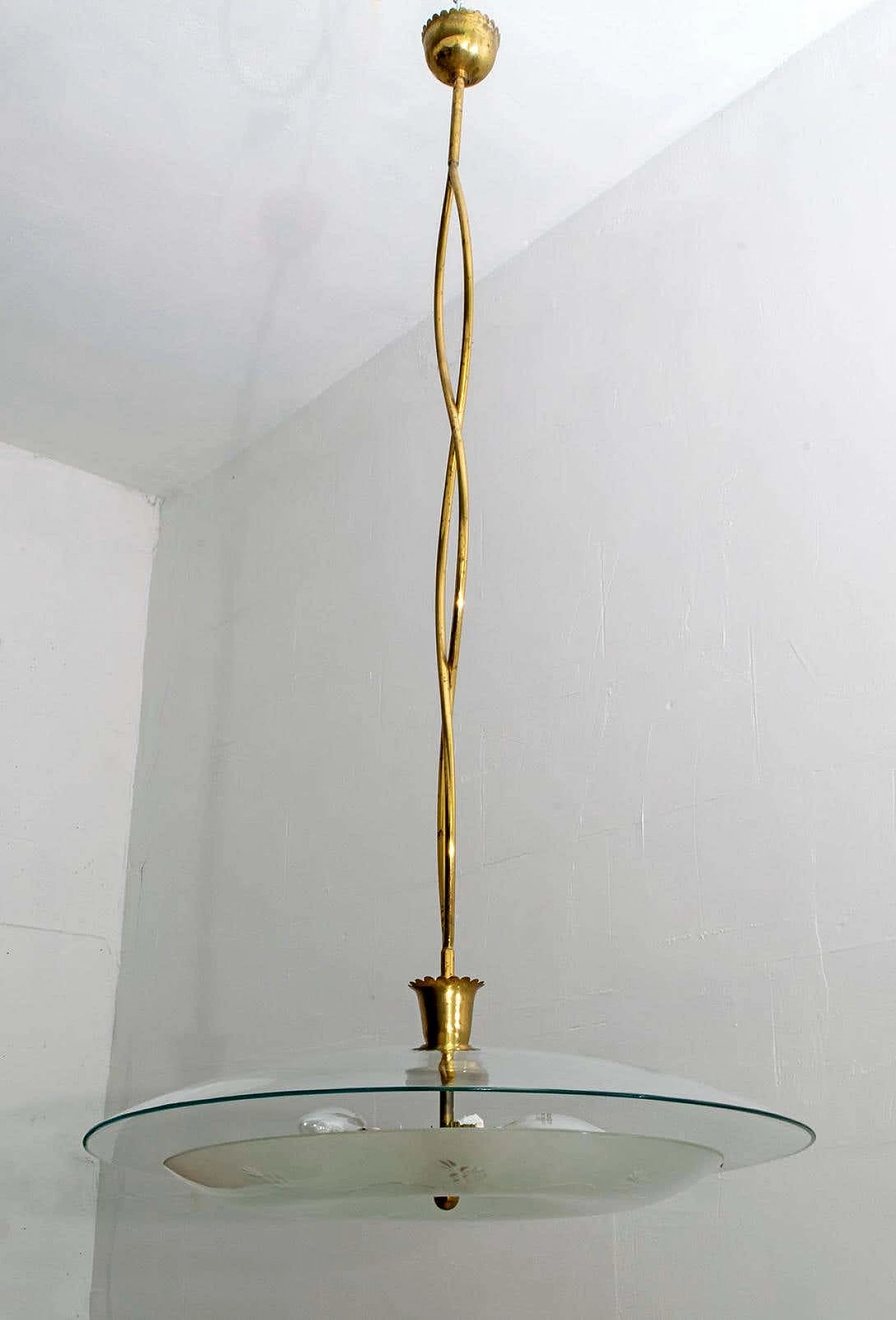 Glass and brass chandelier by Pietro Chiesa for Fontana Arte, 1940s 5
