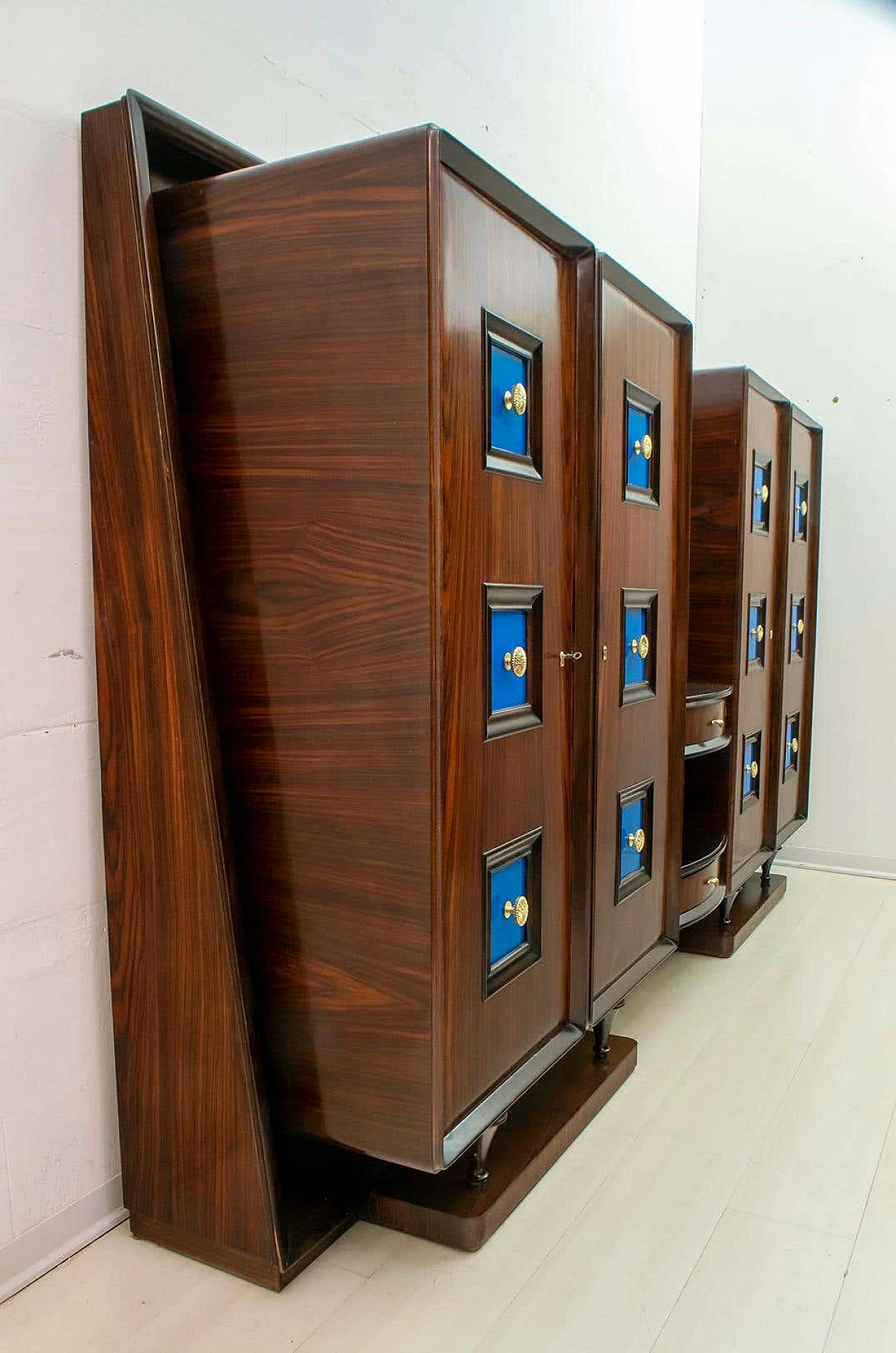 Walnut bar cabinet by Guglielmo Ulrich for Arredamenti Casa, 1940s 8