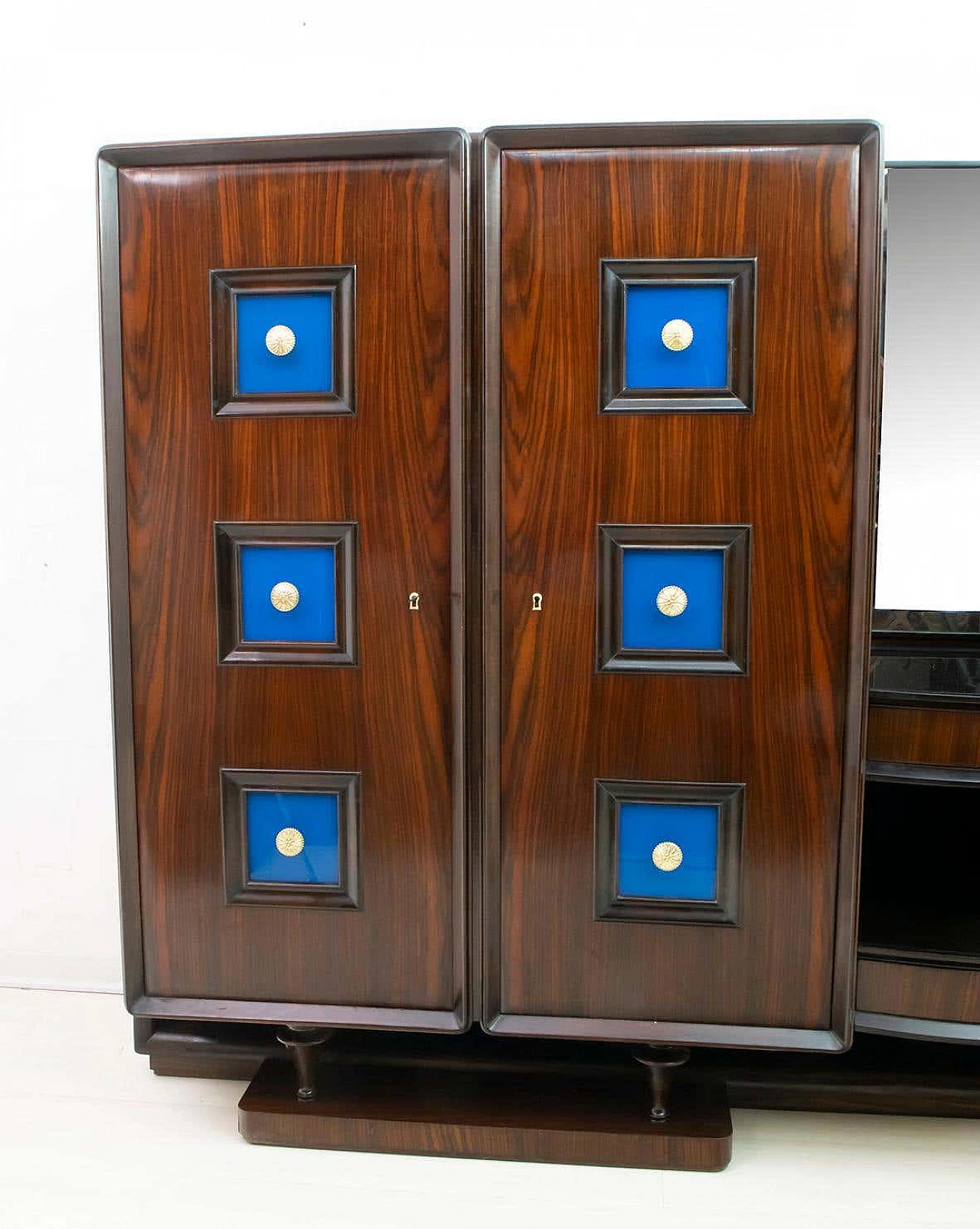 Walnut bar cabinet by Guglielmo Ulrich for Arredamenti Casa, 1940s 11