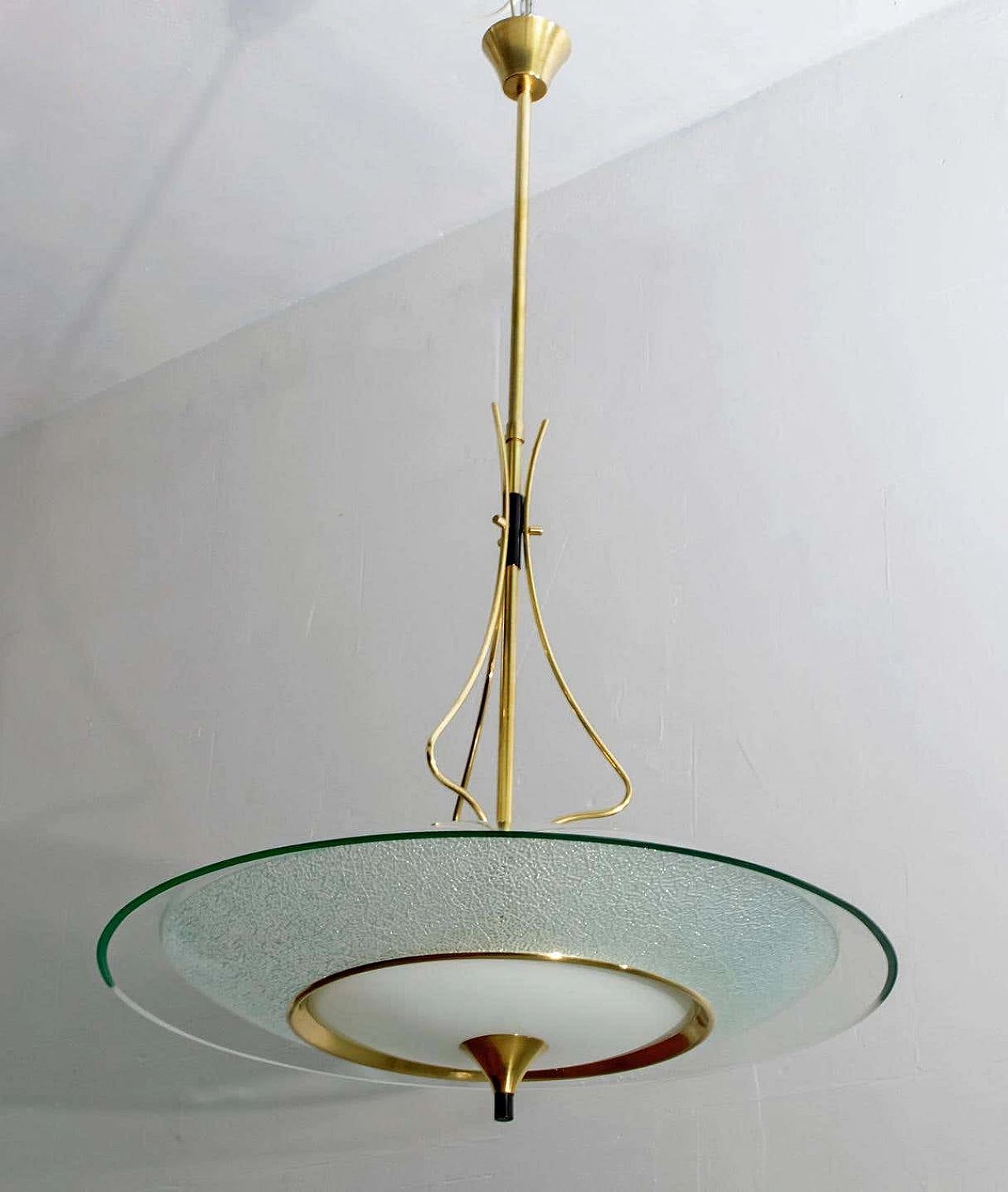 Lampadario tondo in vetro e ottone di Pietro Chiesa per Fontana Arte, anni '40 5