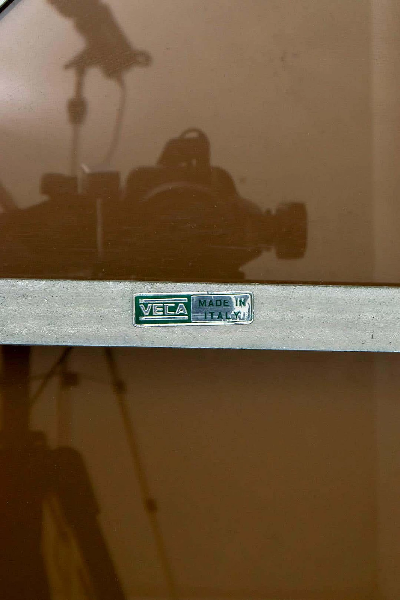 Specchio da parete con cornice in vetro caramellato per Veca, anni '60 8