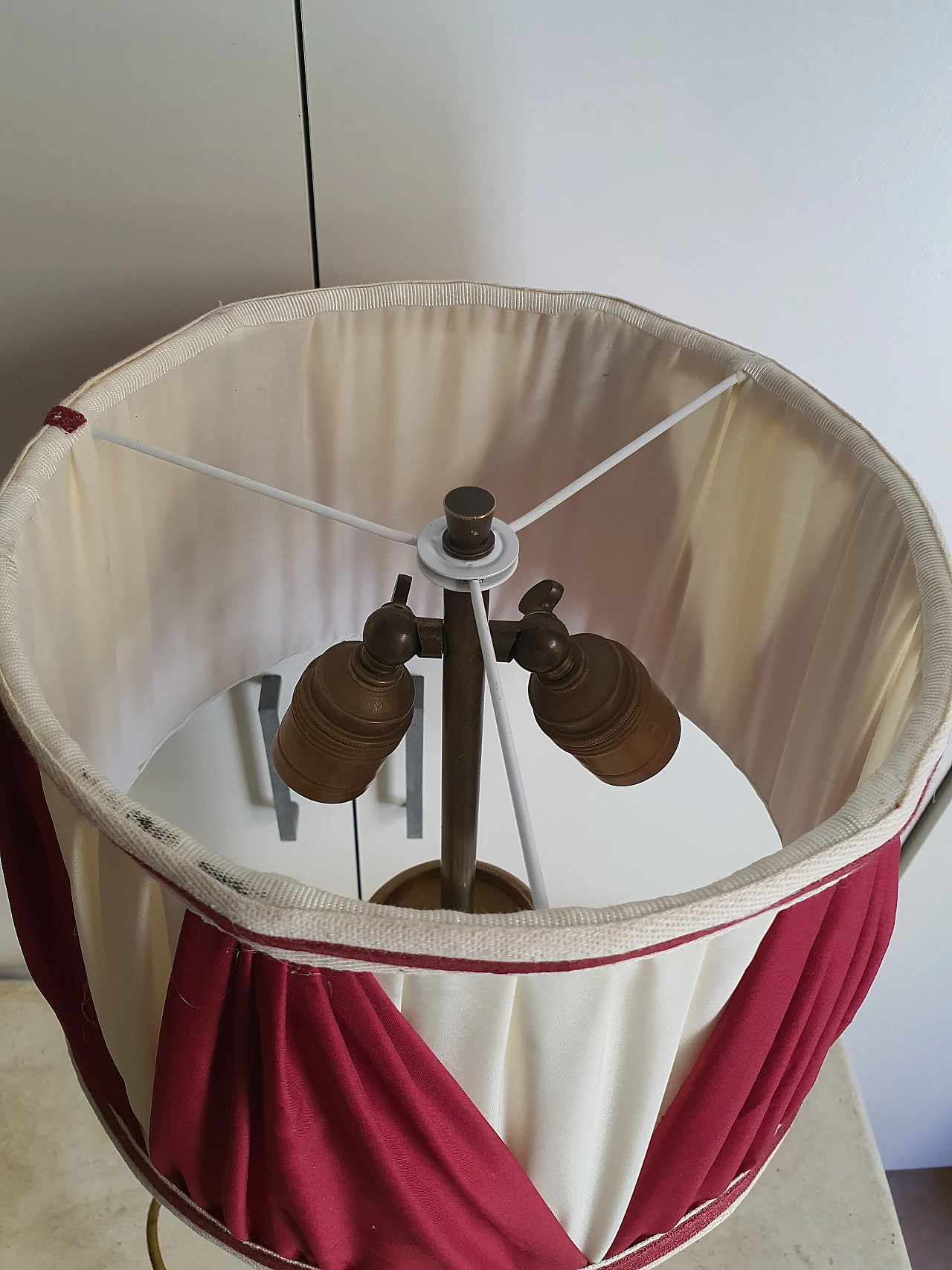 Pair of brass candelabra table lamps 3