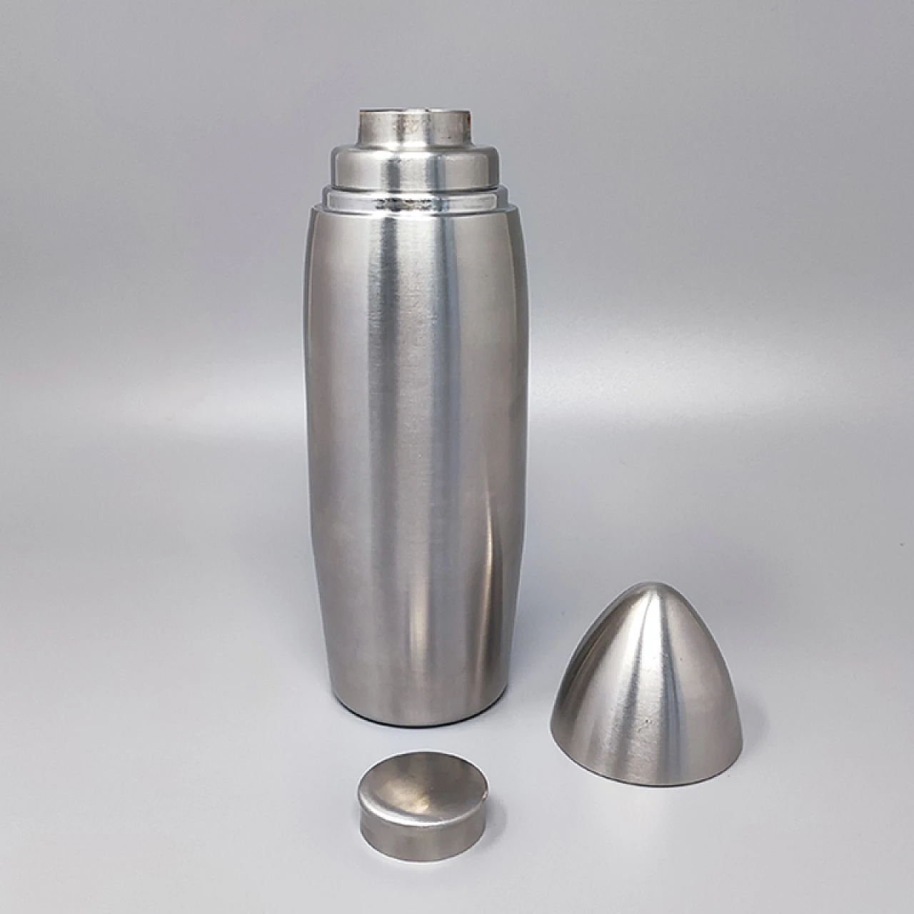 Stainless steel shaker, 1960s 2